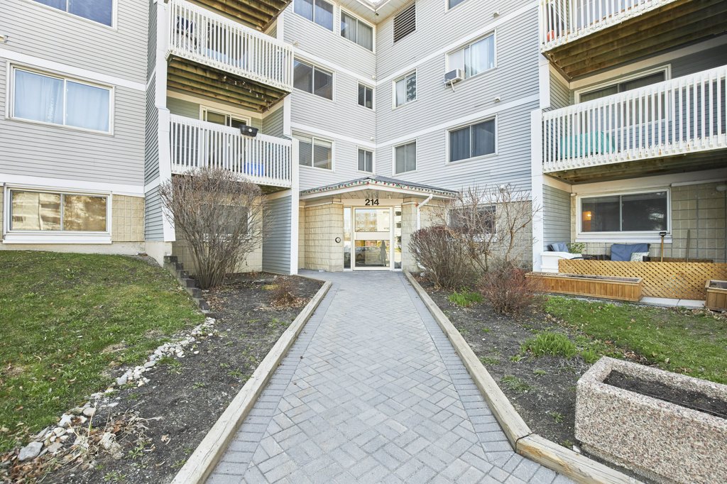 214 Viewmount Drive, Unit 417