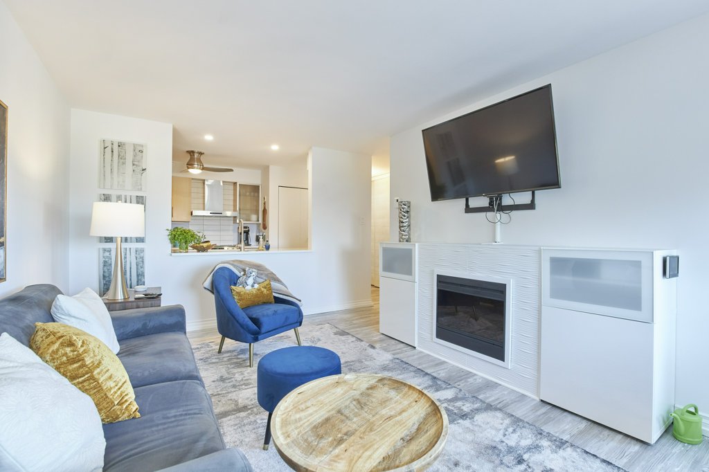 214 Viewmount Drive, Unit 417