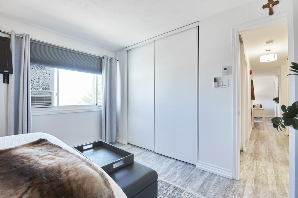 214 Viewmount Drive, Unit 417
