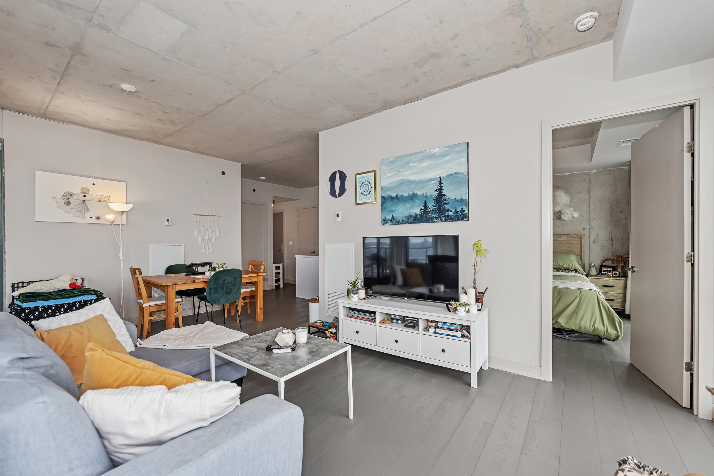 1803 - 203 Catherine Street