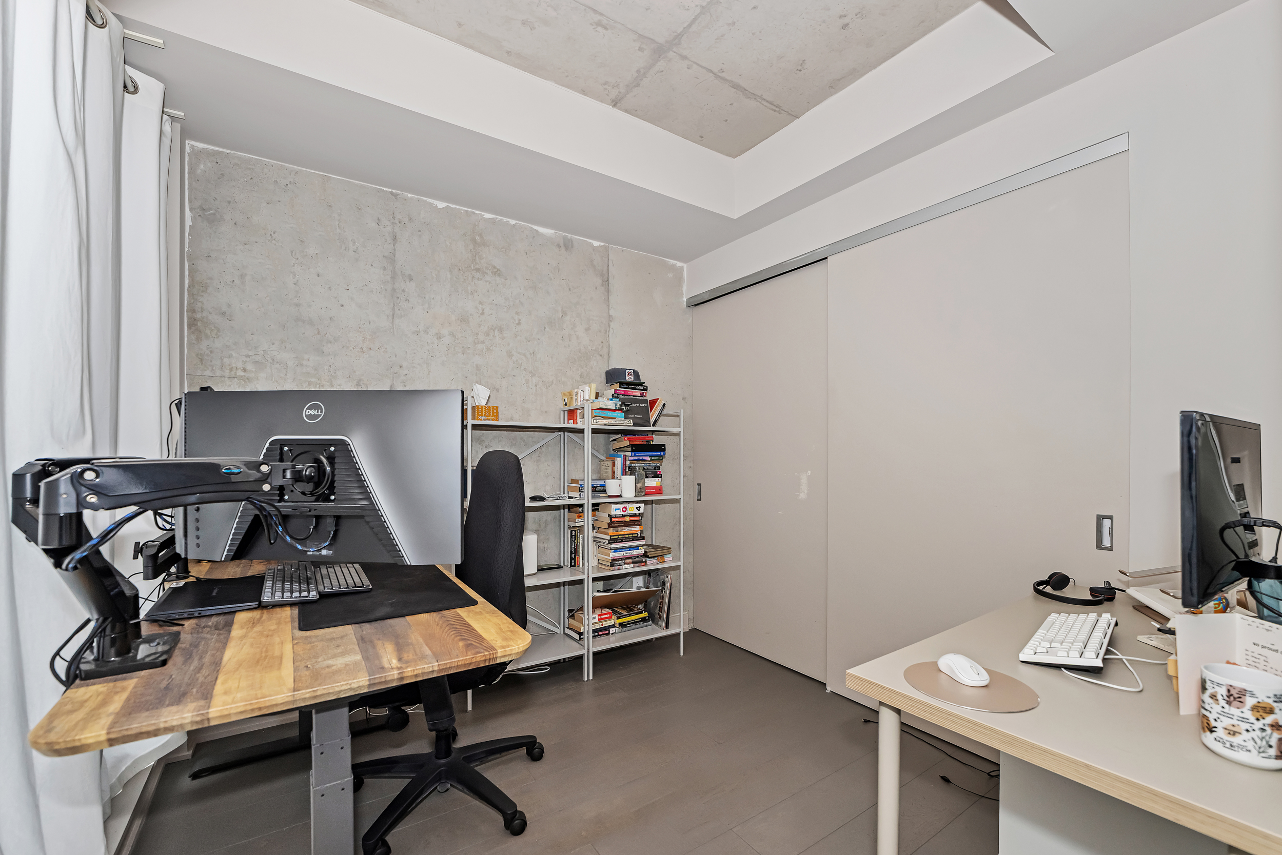 1803 - 203 Catherine Street