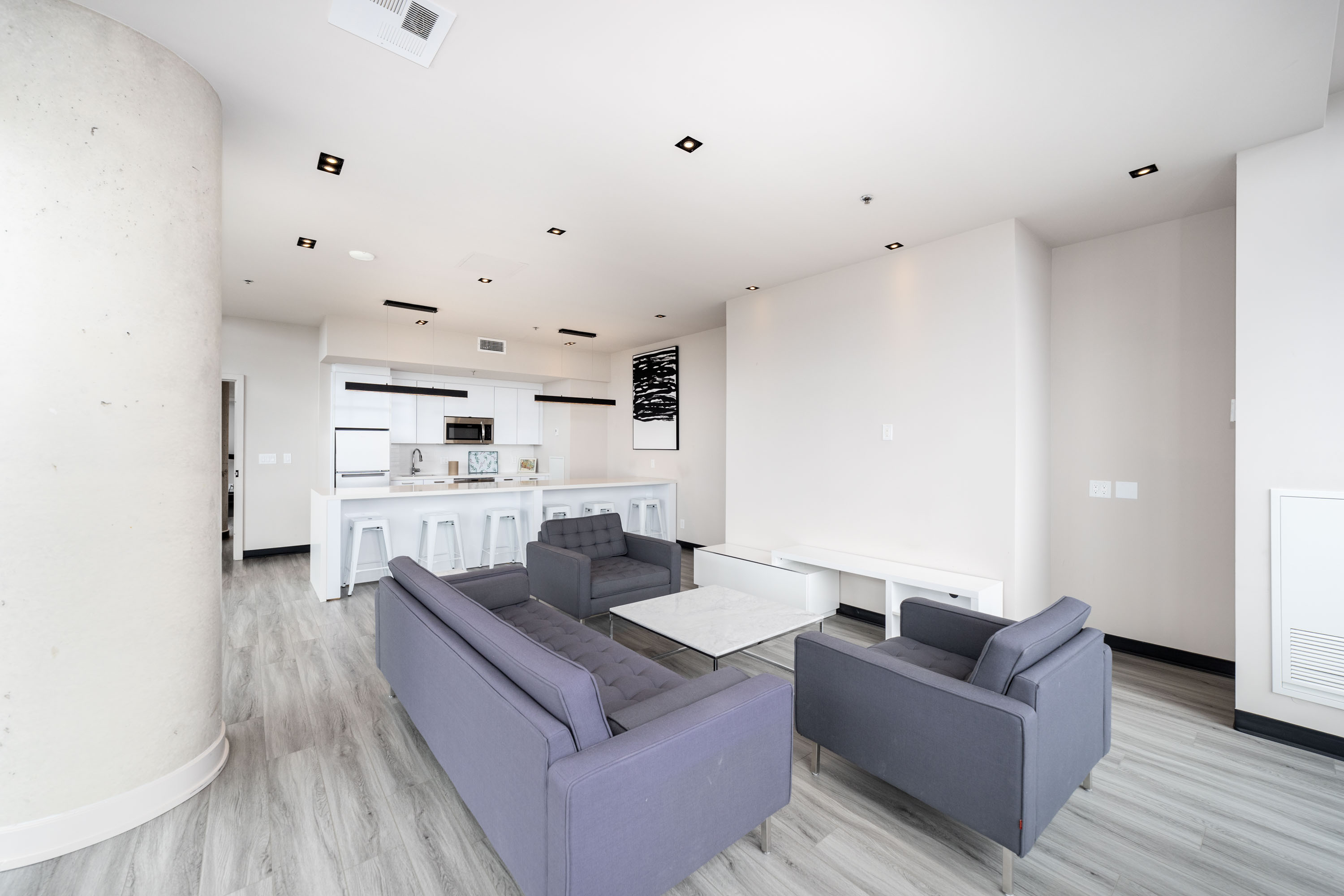 1803 - 203 Catherine Street