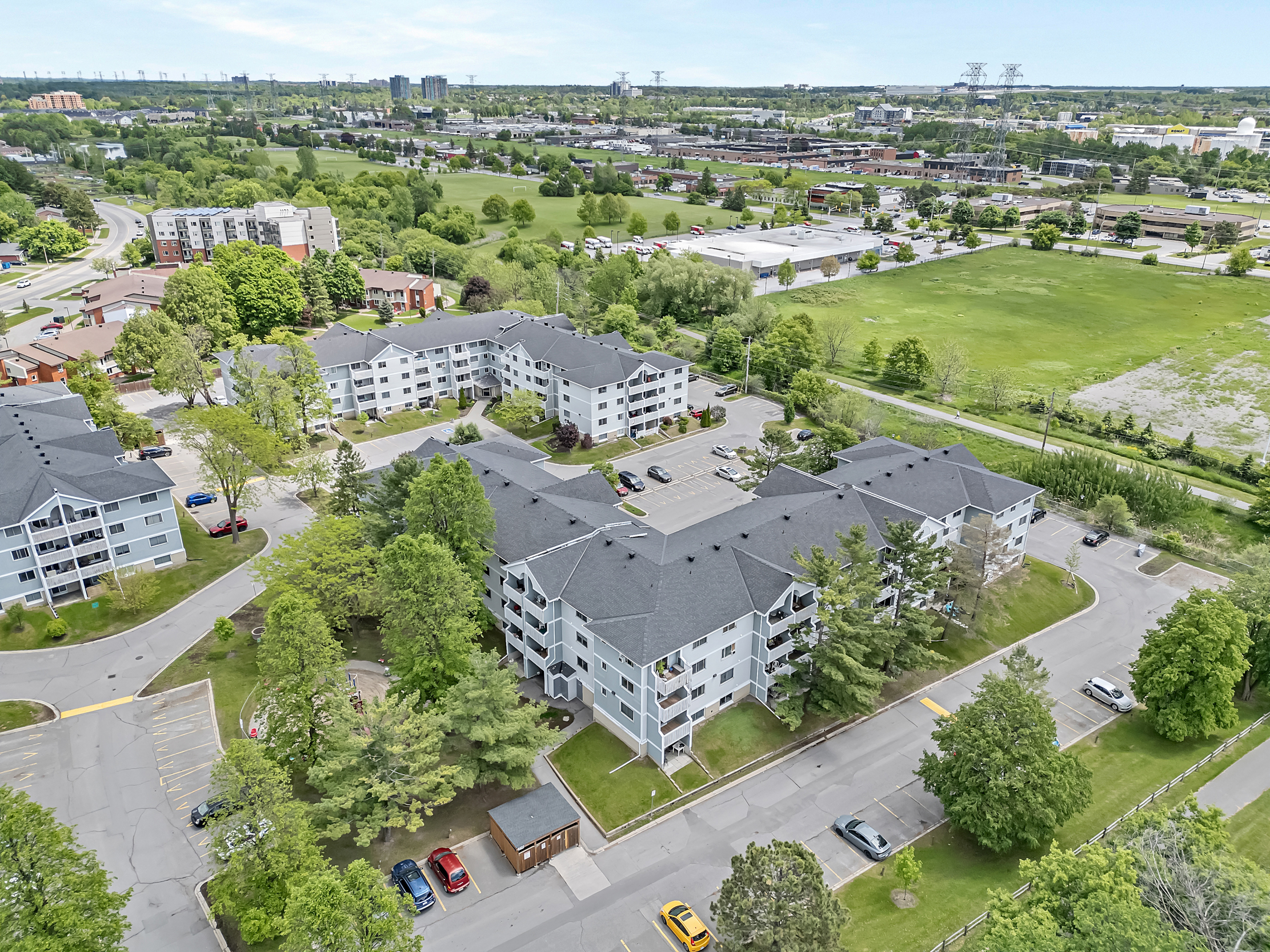 214 Viewmount Drive, Unit 417