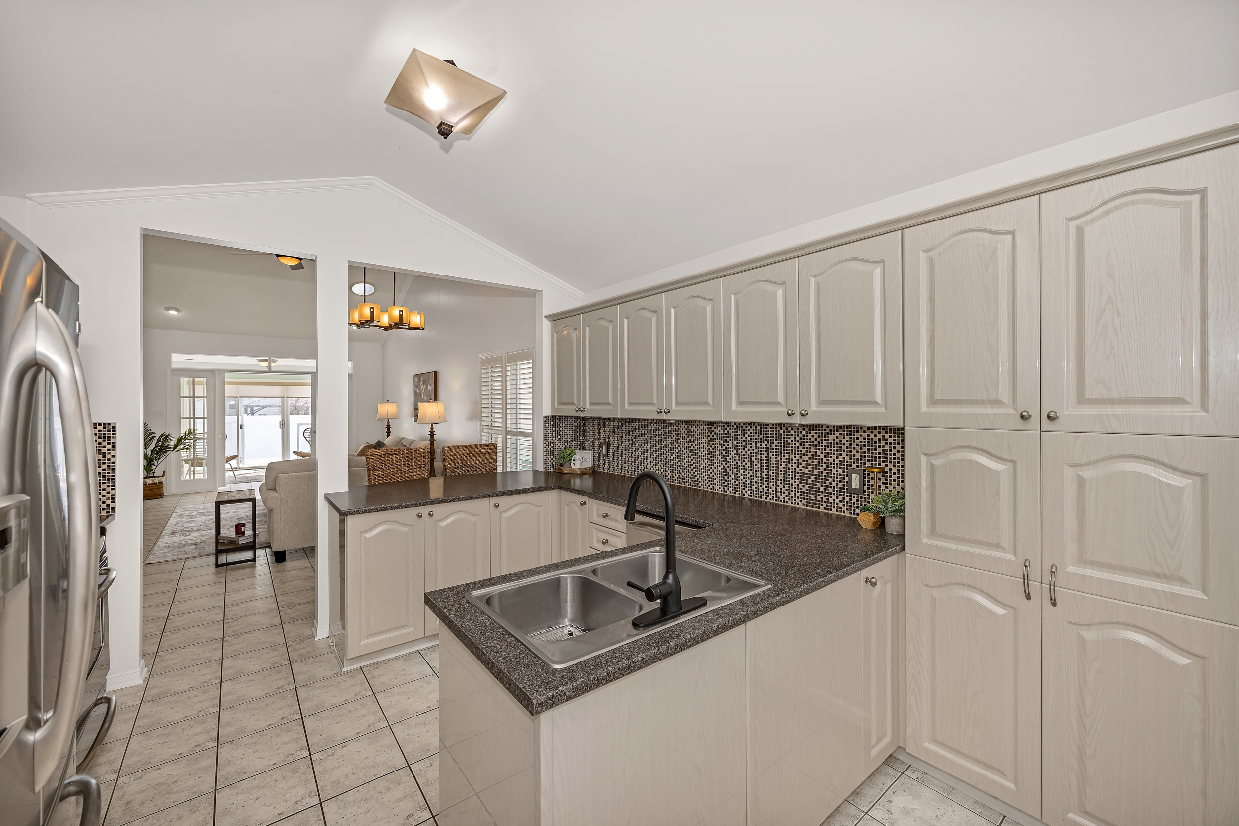 43 Settler's Ridge Way