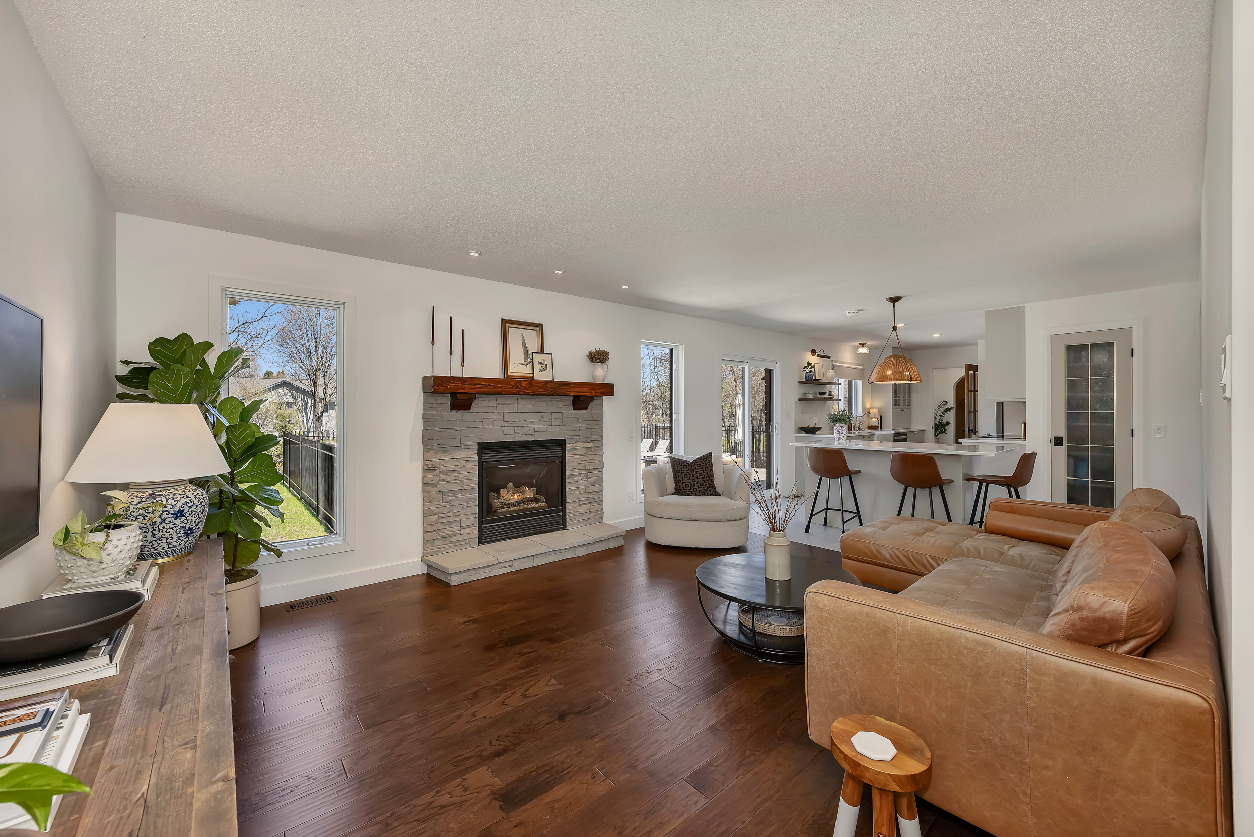 6567 Courtland Grove Crescent