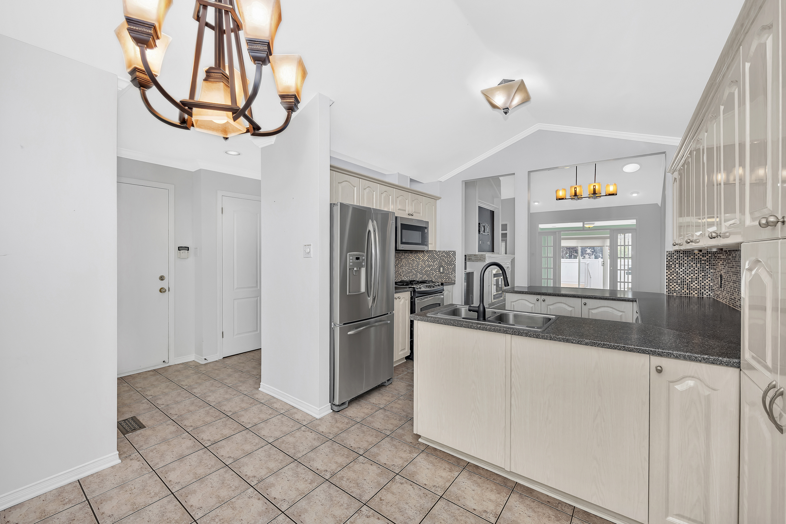 43 Settler's Ridge Way