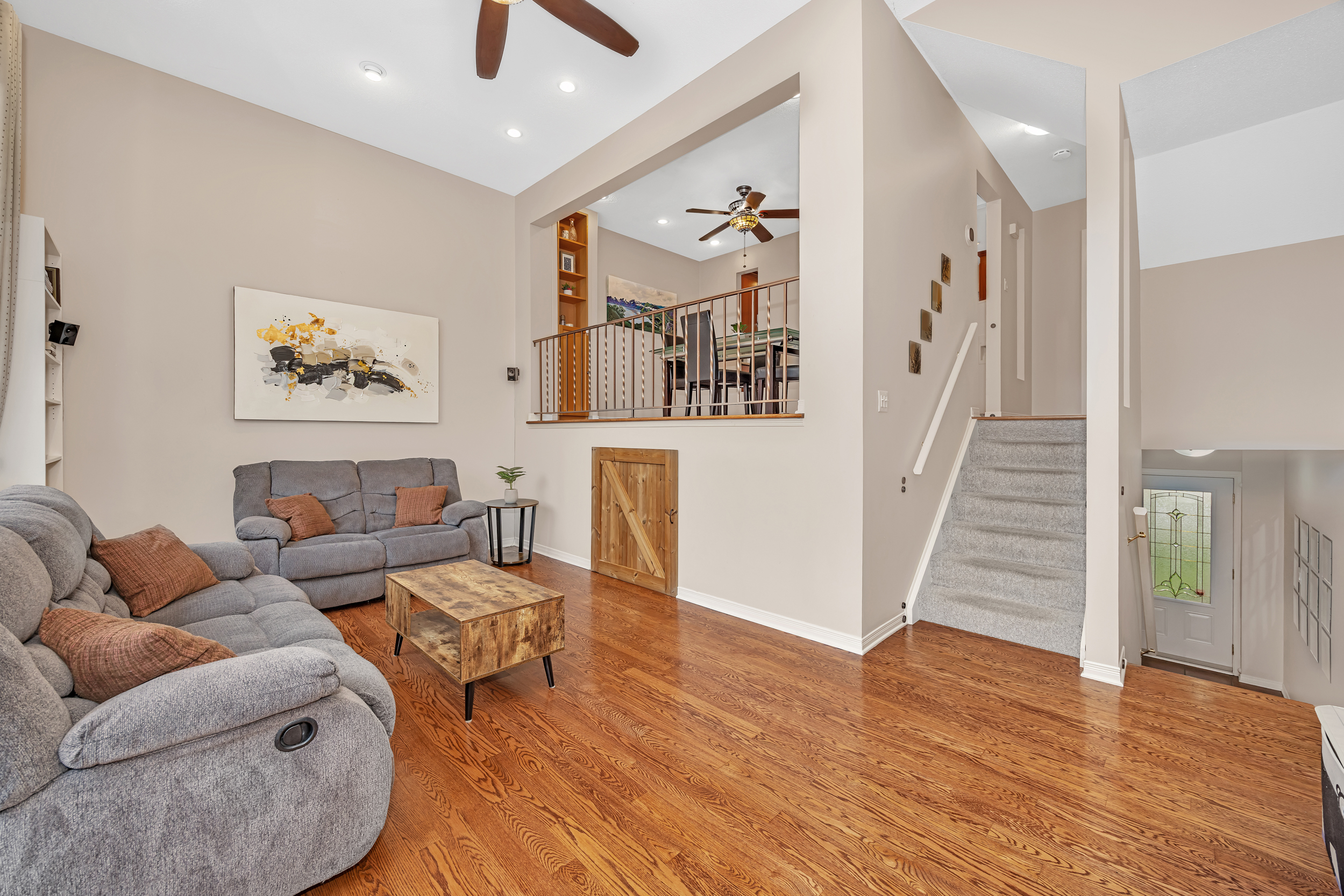 2425 Southvale Crescent