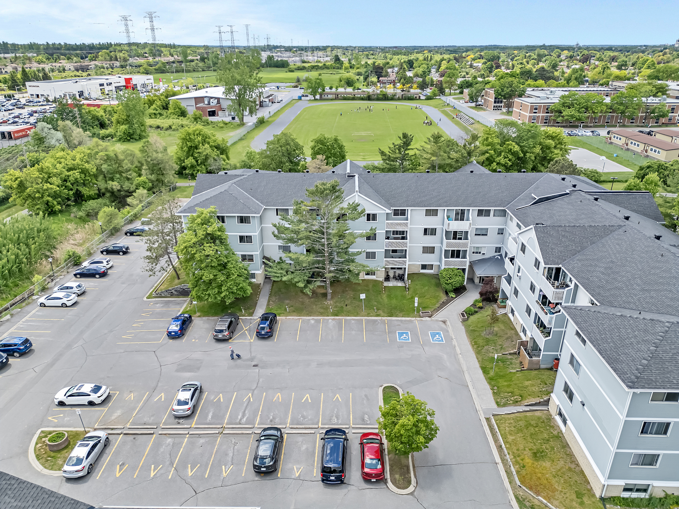 214 Viewmount Drive, Unit 417