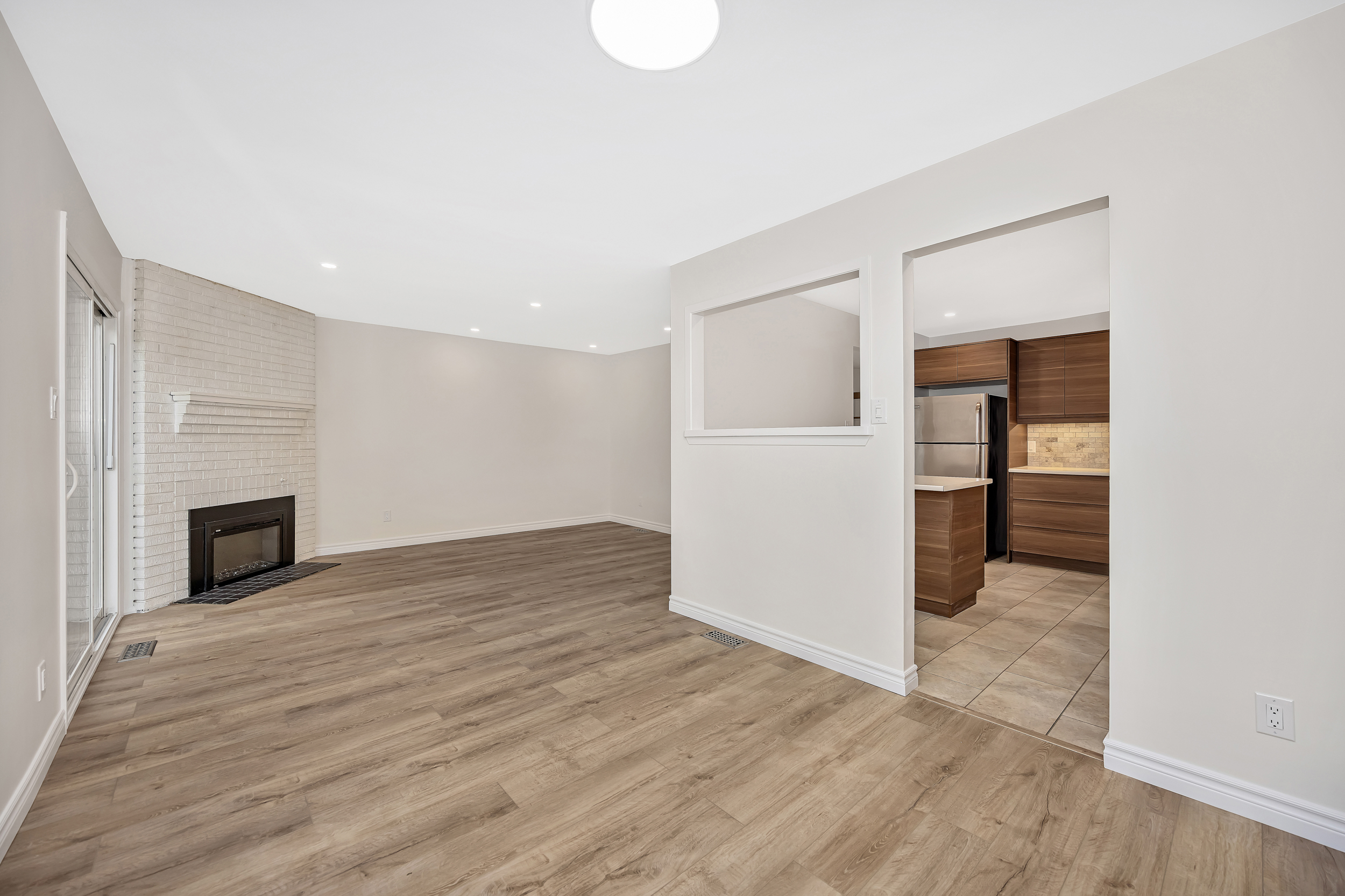 8 Chisholm Court