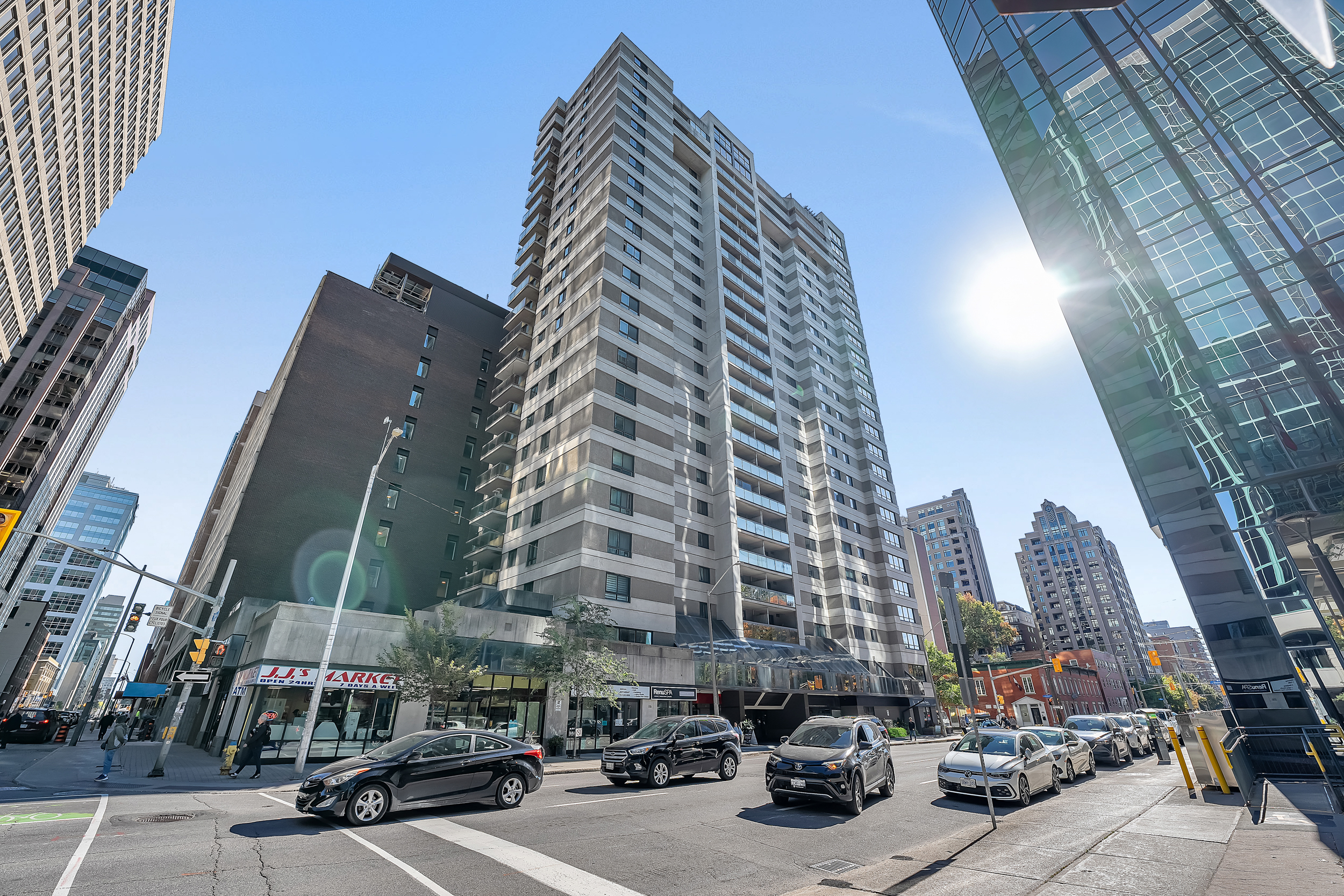 199 Kent Street, Unit 1701