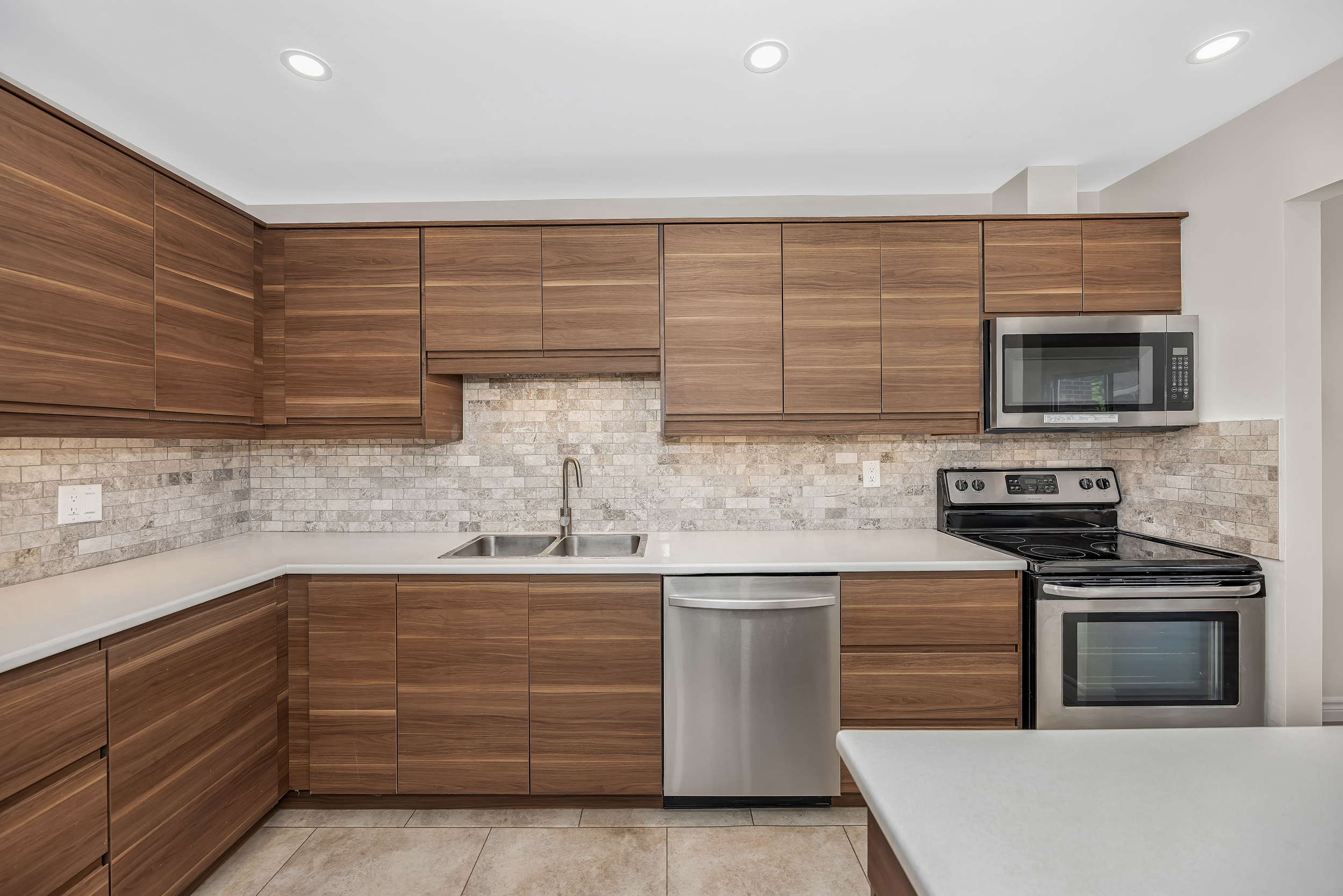 8 Chisholm Court