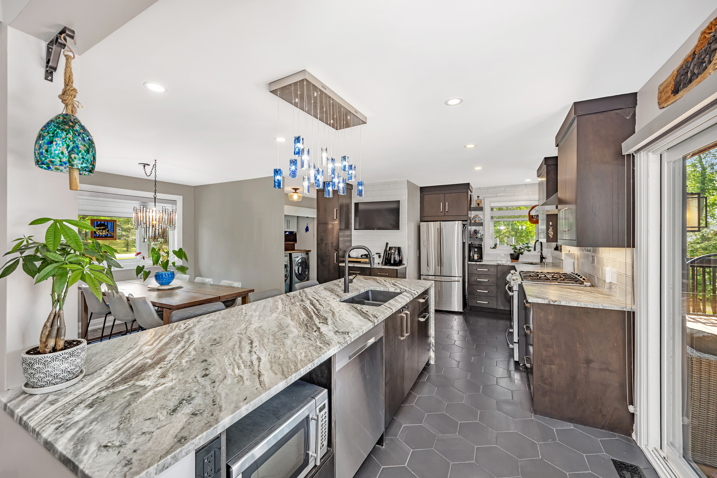 1034 Bayview Drive