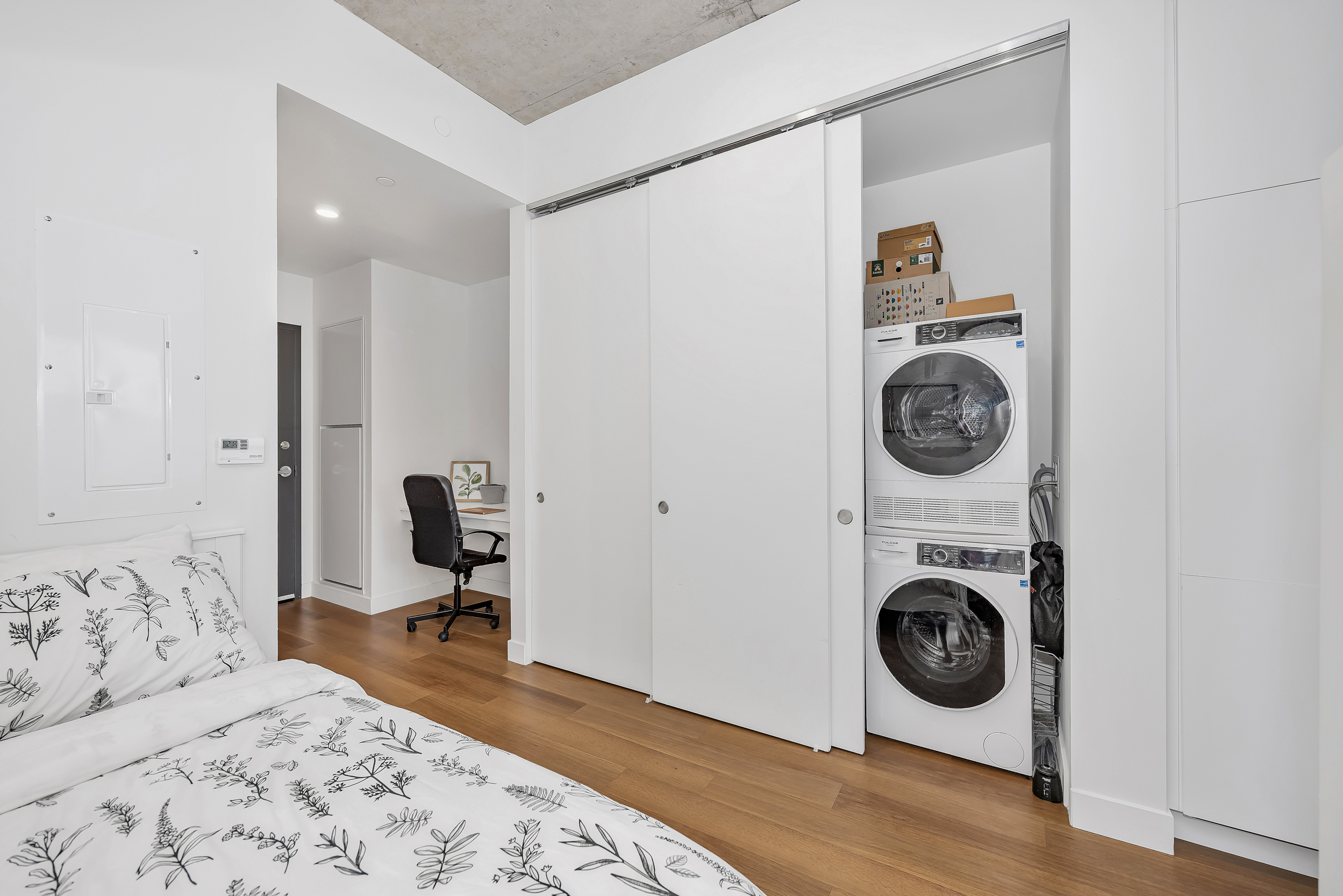 10 James Street, Unit 707