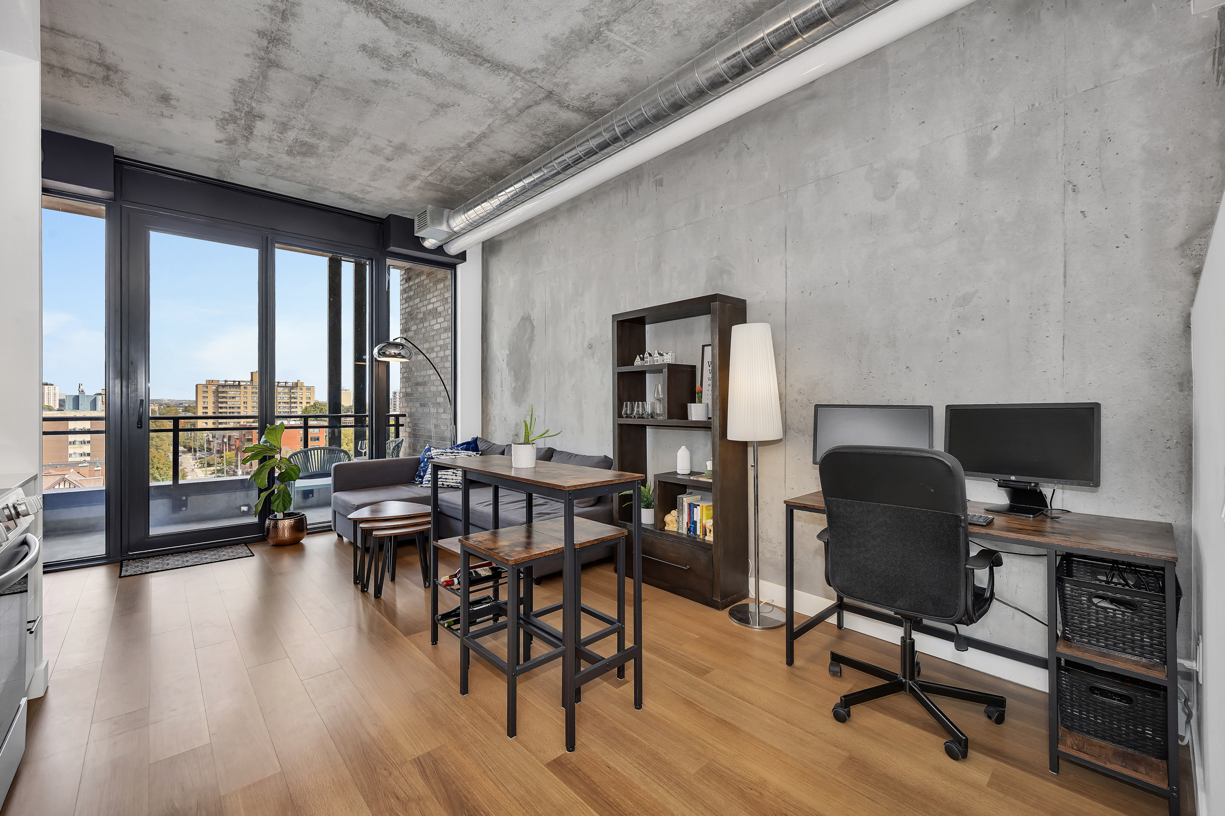 10 James Street, Unit 707