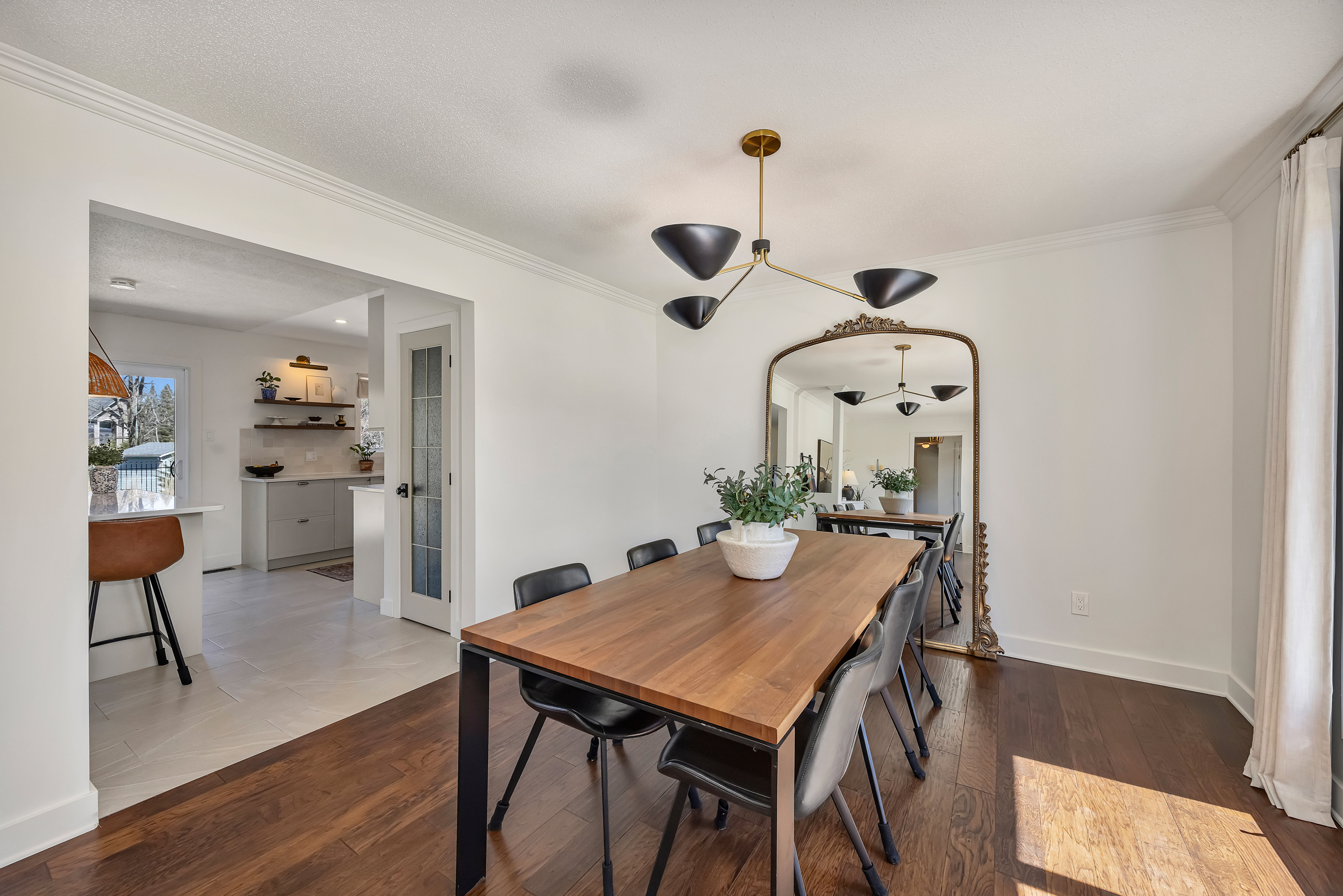 6567 Courtland Grove Crescent