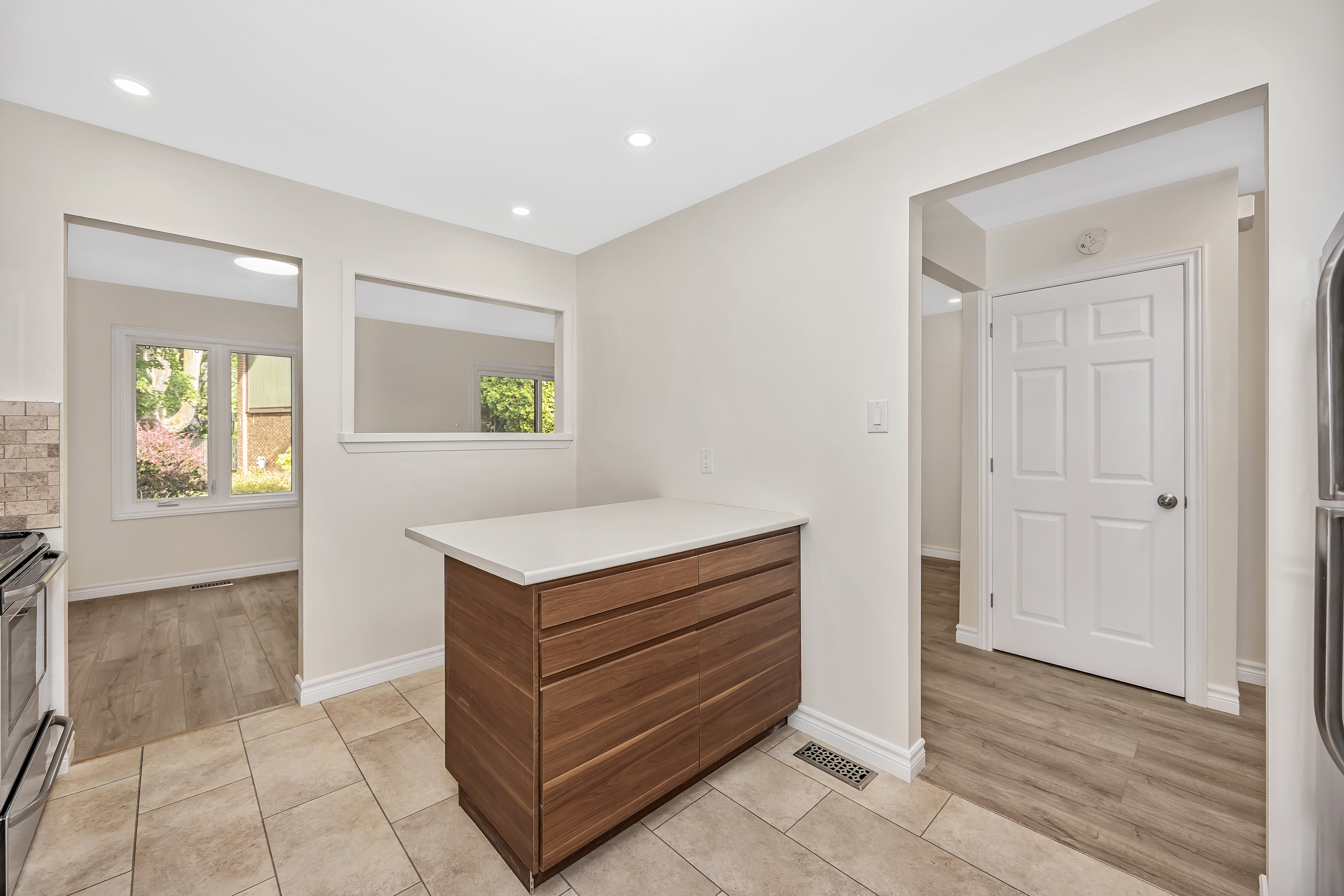 8 Chisholm Court