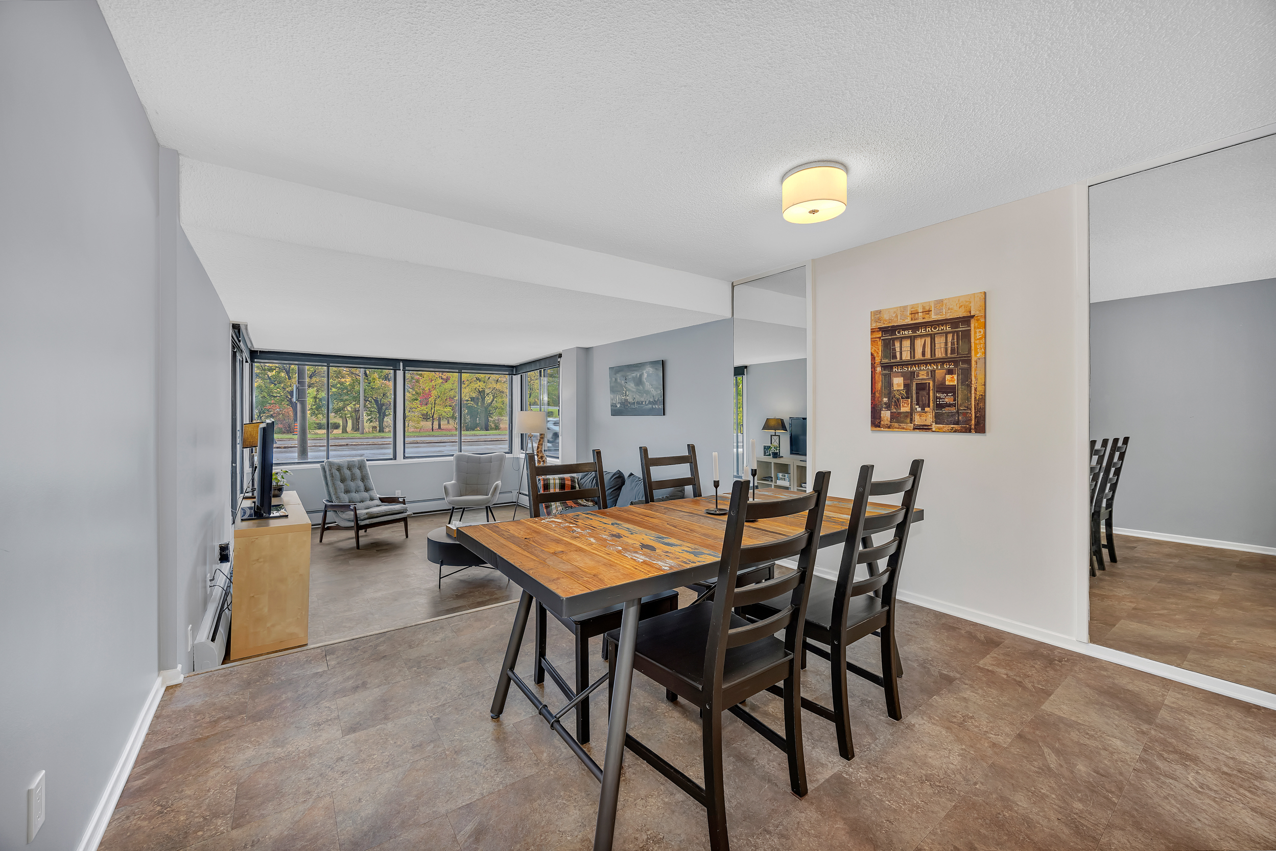 415 Greenview Avenue, Unit 106