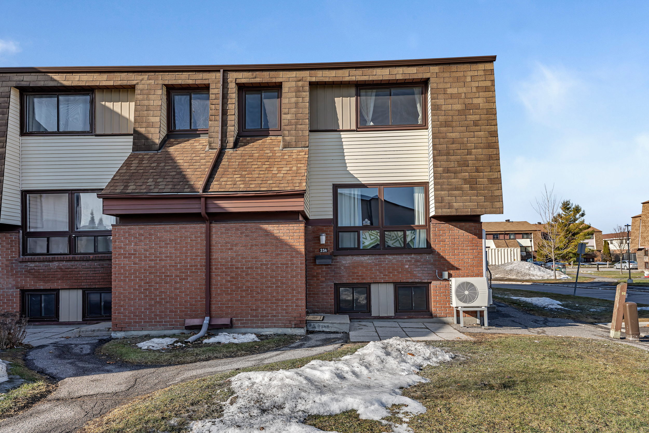 23A Woodvale Green None