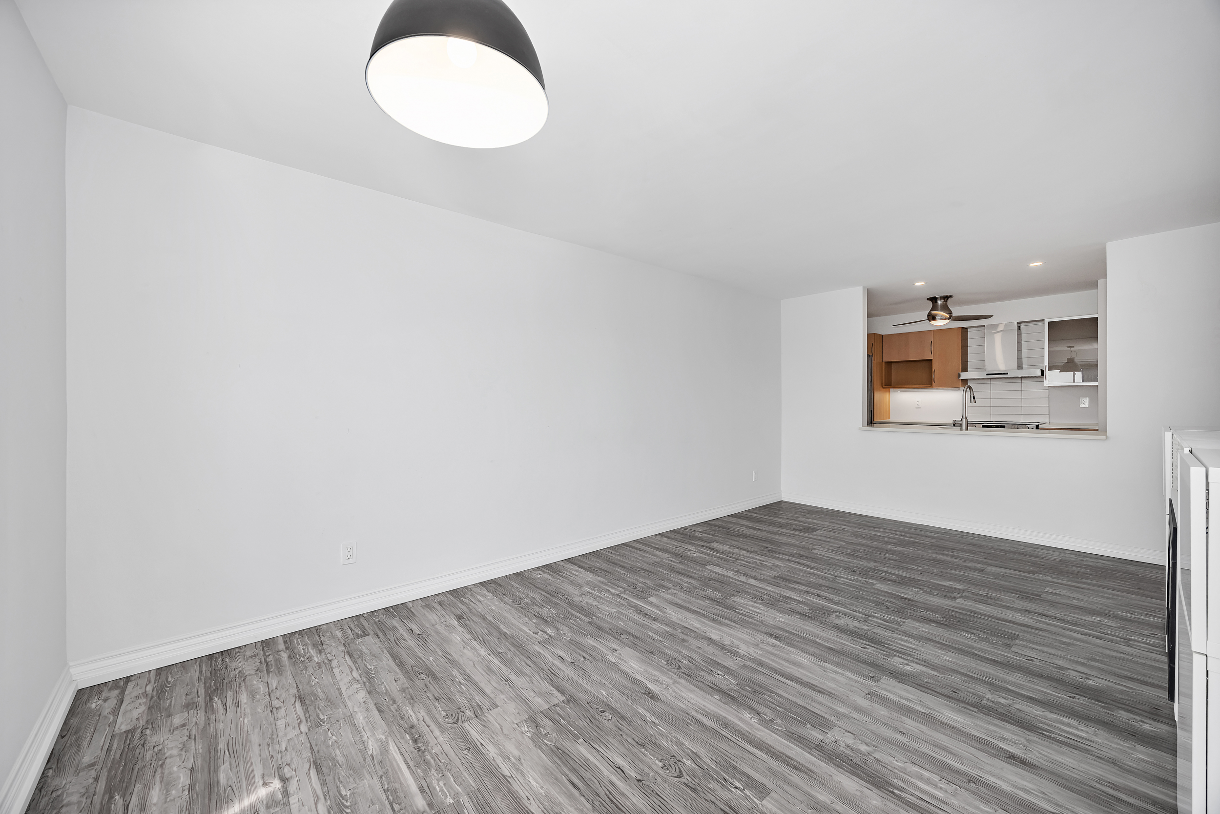 214 Viewmount Drive, Unit 417