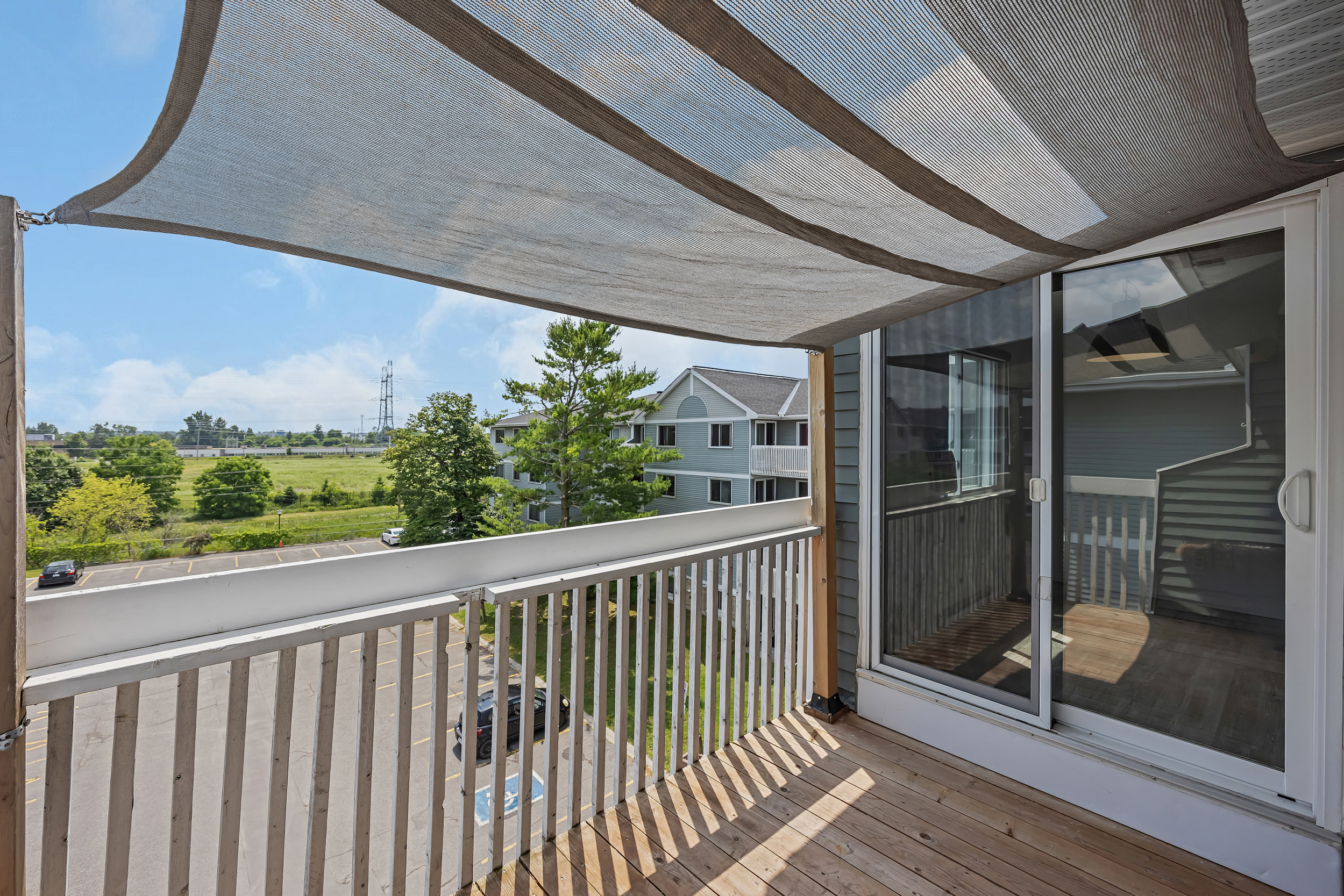 214 Viewmount Drive, Unit 417