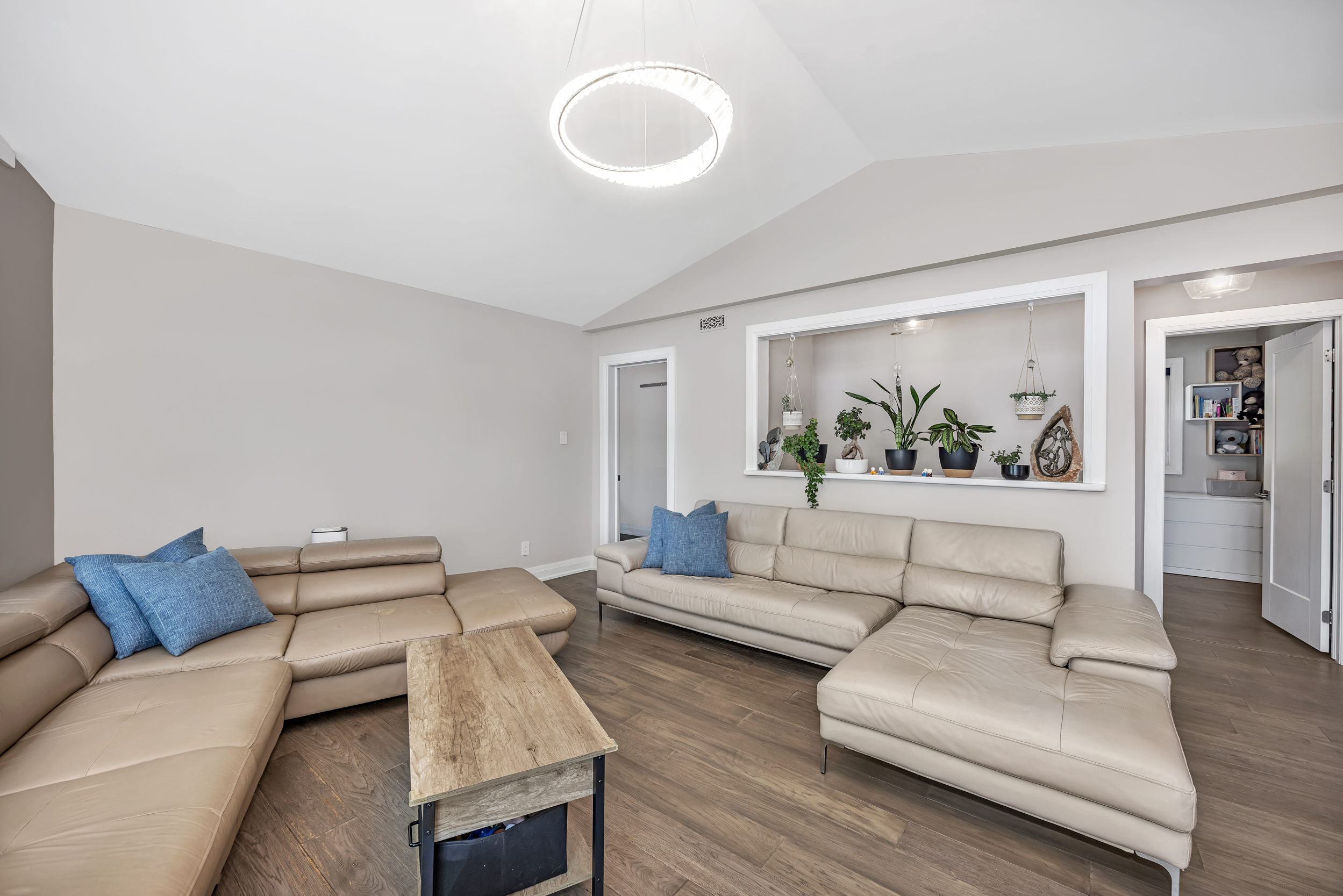 1034 Bayview Drive