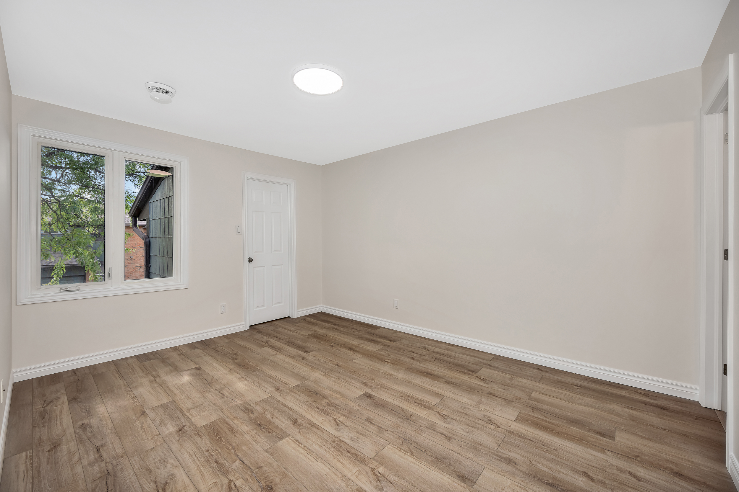 8 Chisholm Court