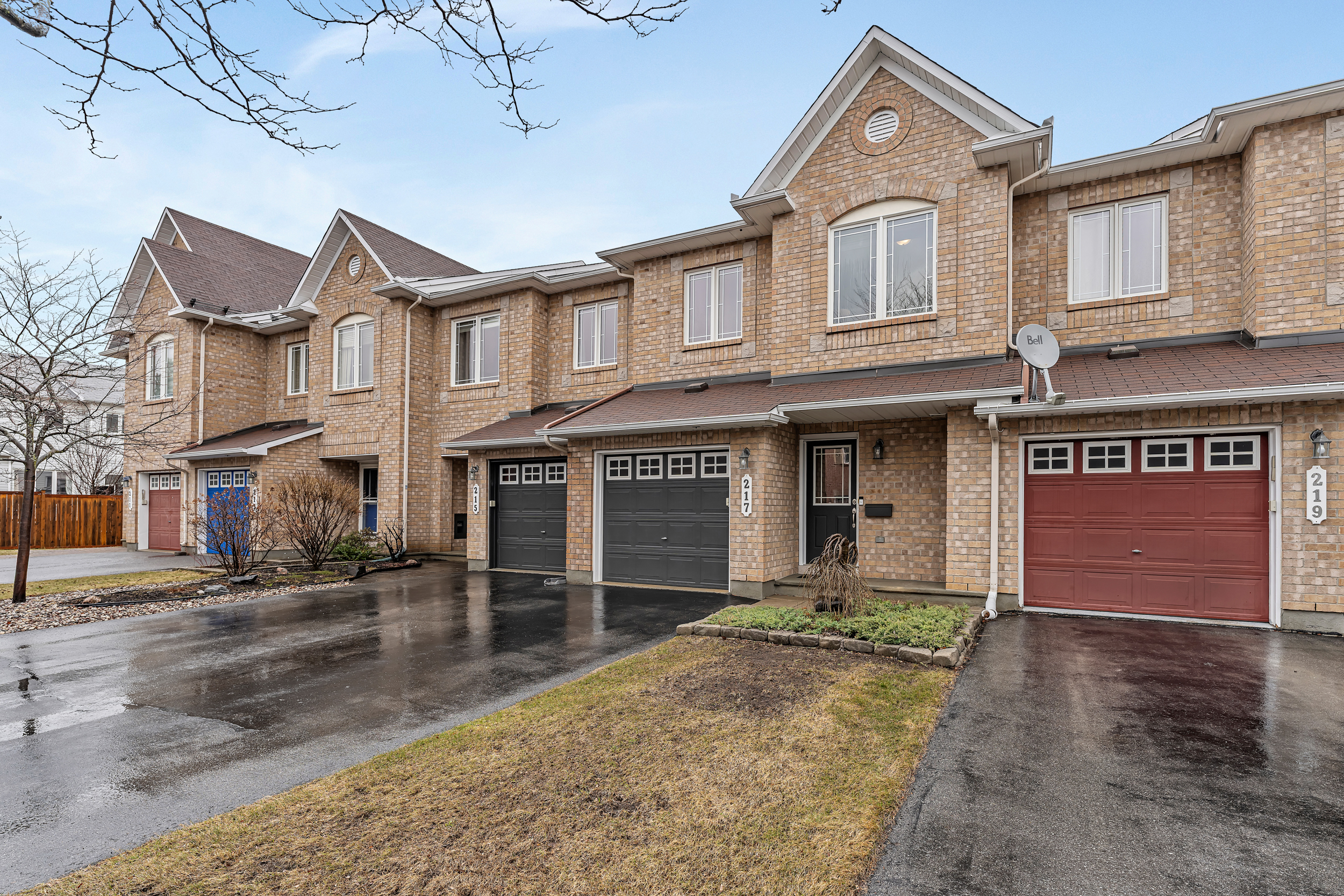 217 Hunterbrook Street