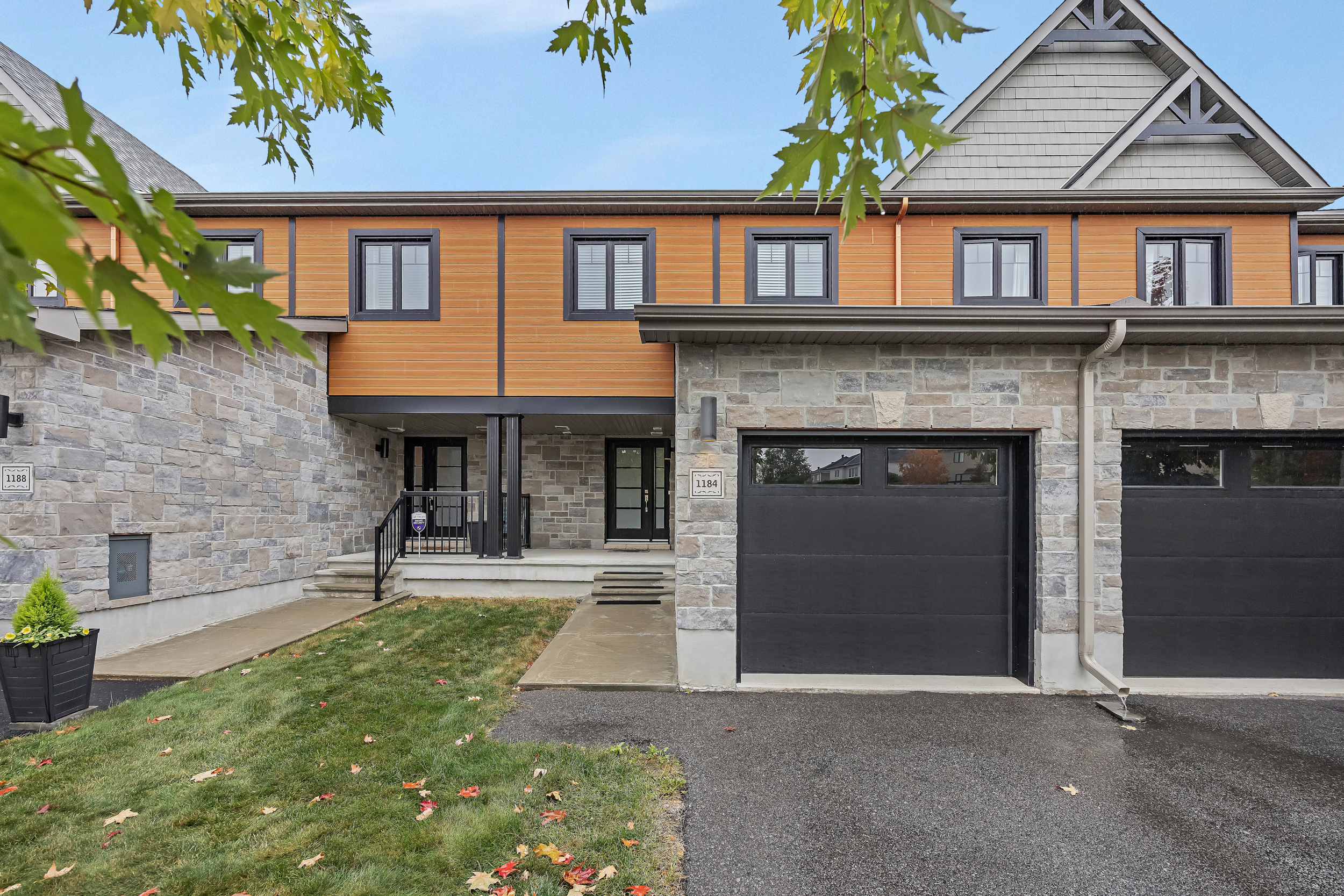 1184 Docteur Corbeil Boulevard