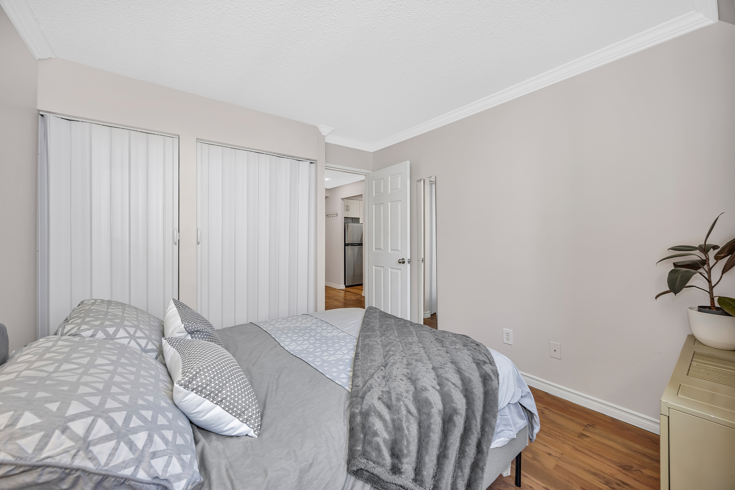 199 Kent Street, Unit 1701