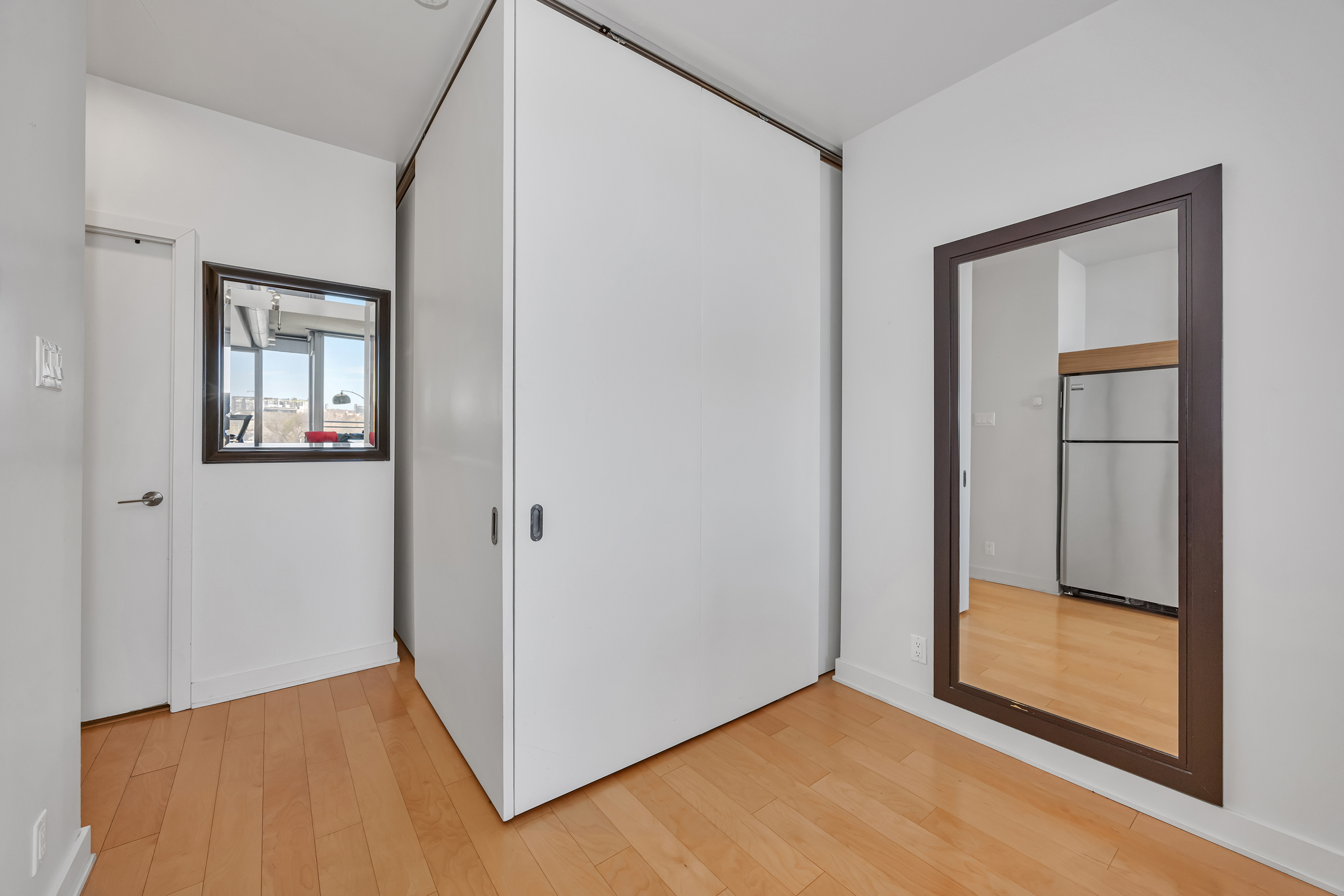 360 Mcleod Street, Unit 706
