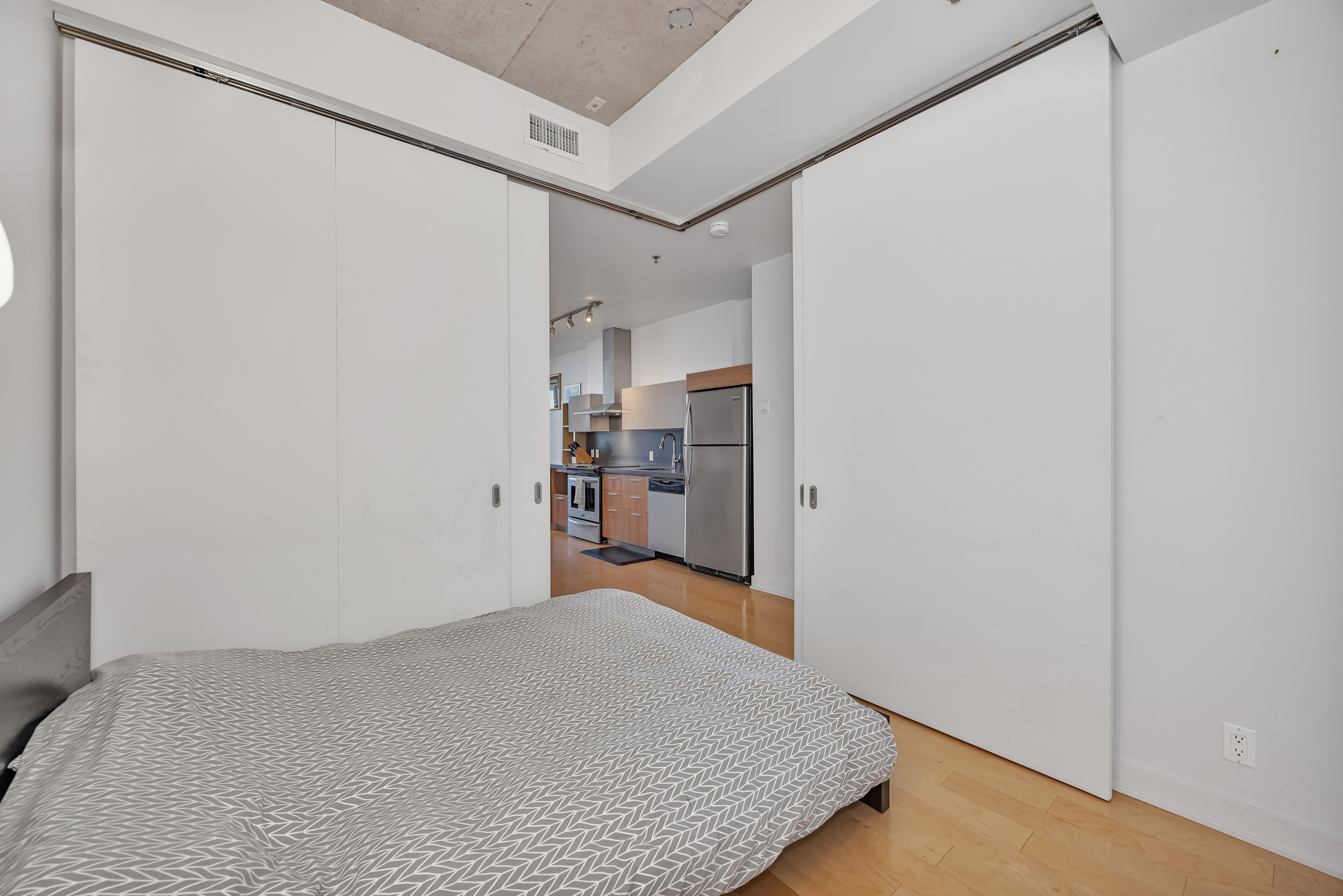 360 Mcleod Street, Unit 706