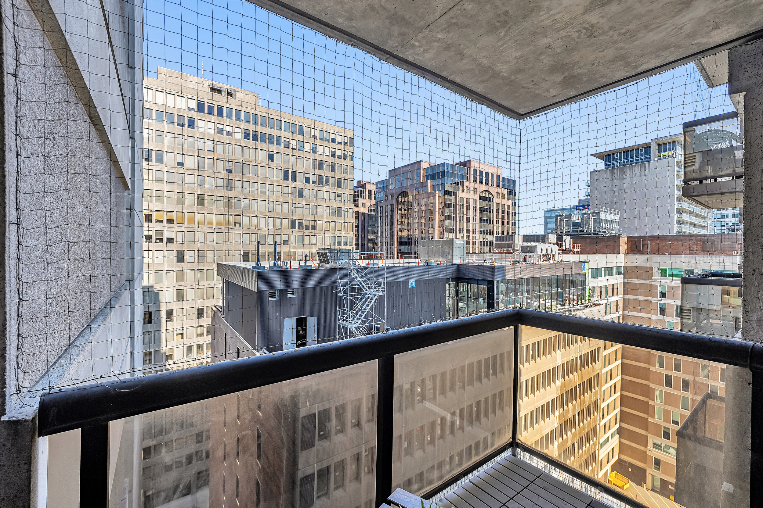199 Kent Street, Unit 1701