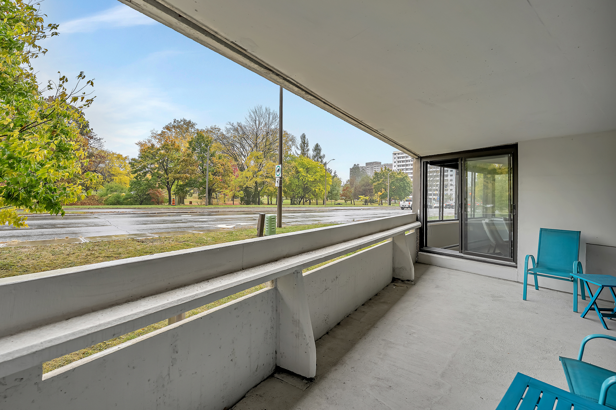 415 Greenview Avenue, Unit 106