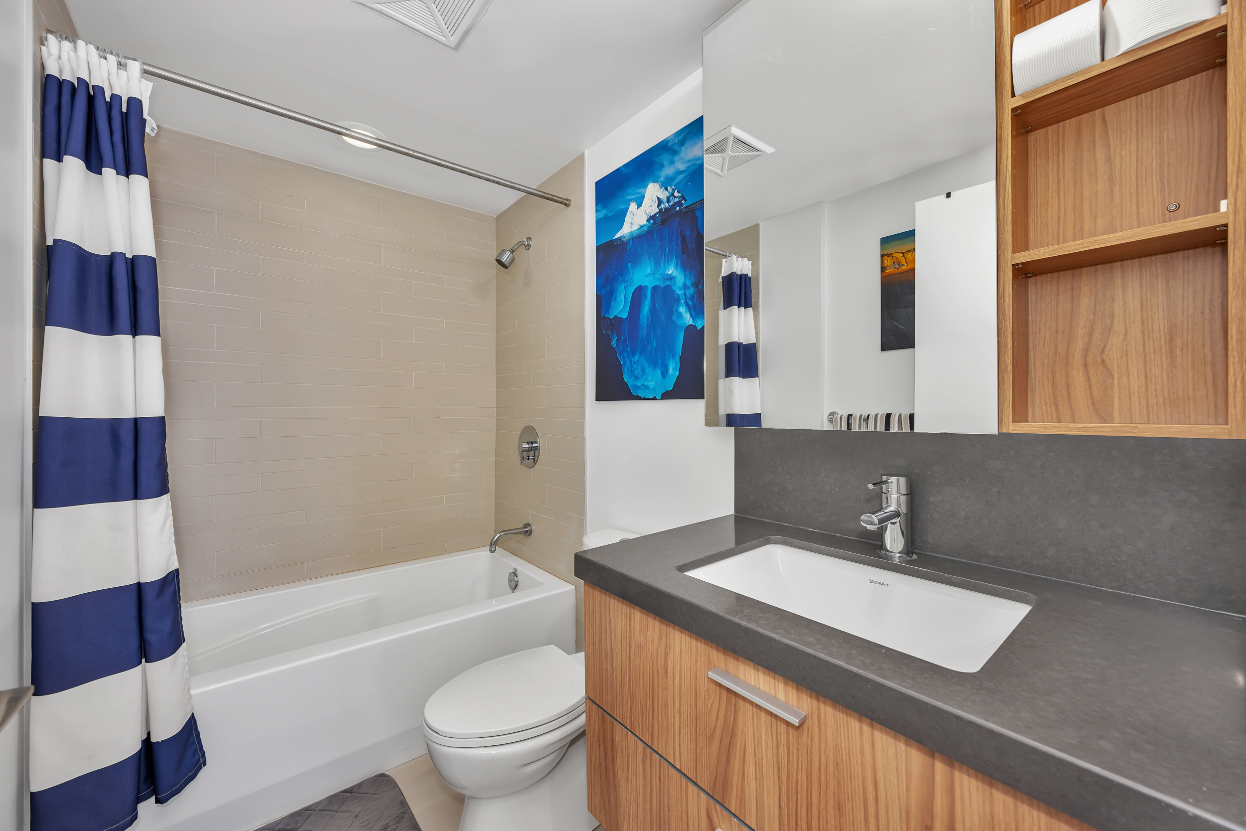 360 Mcleod Street, Unit 706