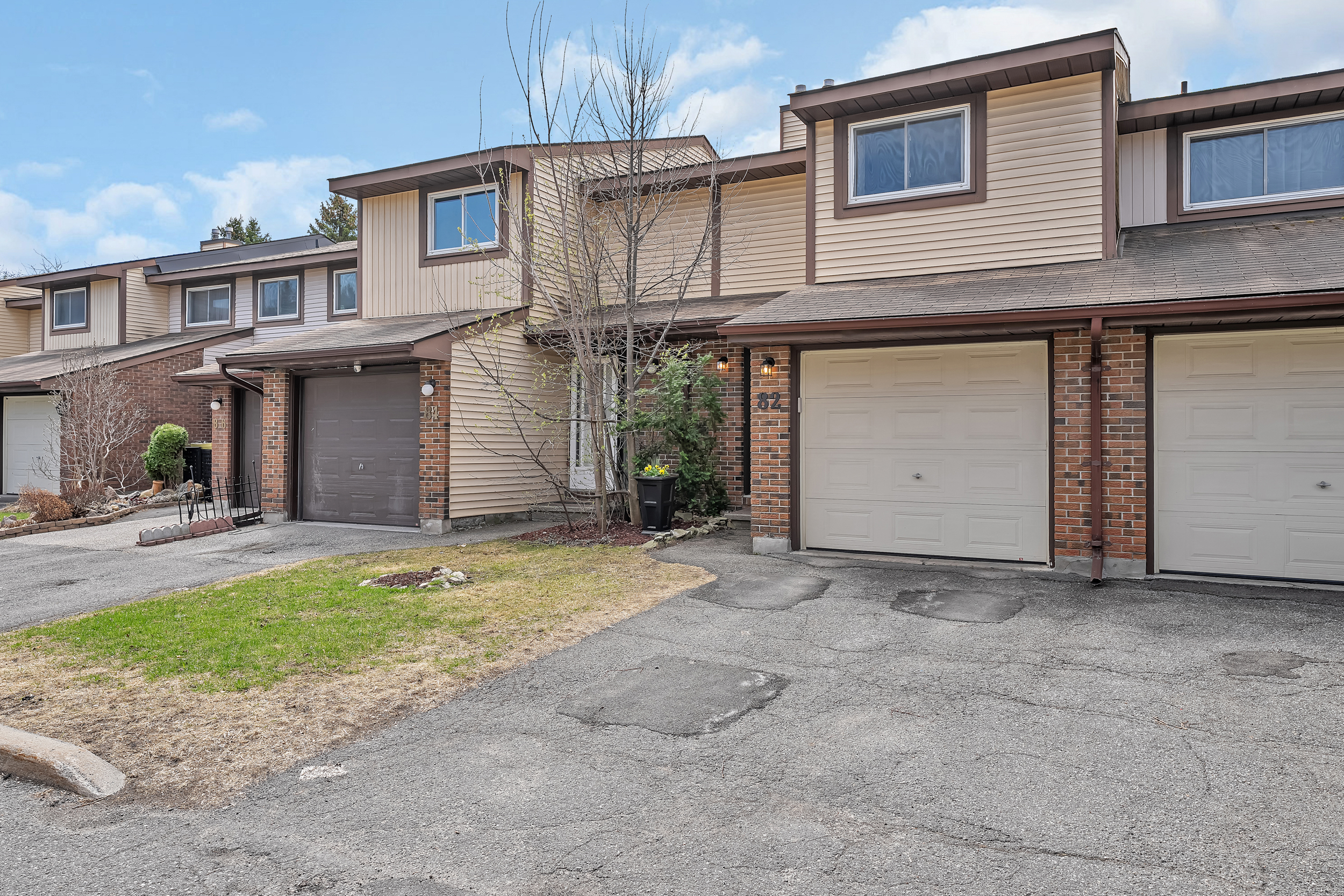 82 Baneberry Crescent