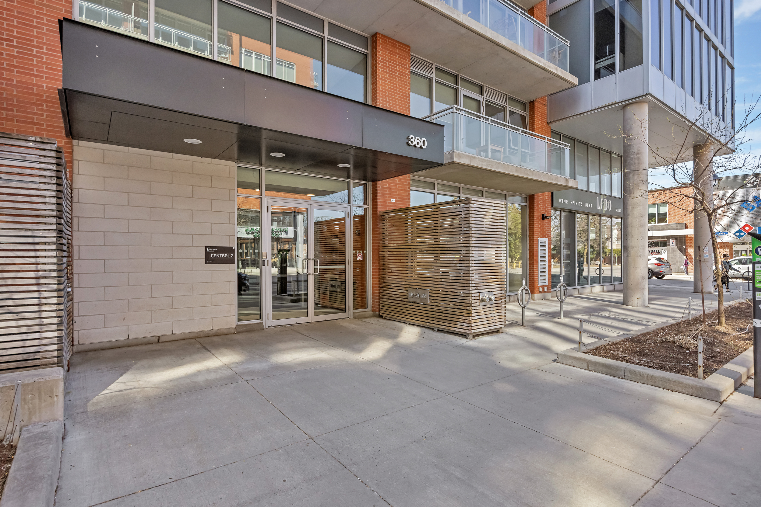 360 Mcleod Street, Unit 706