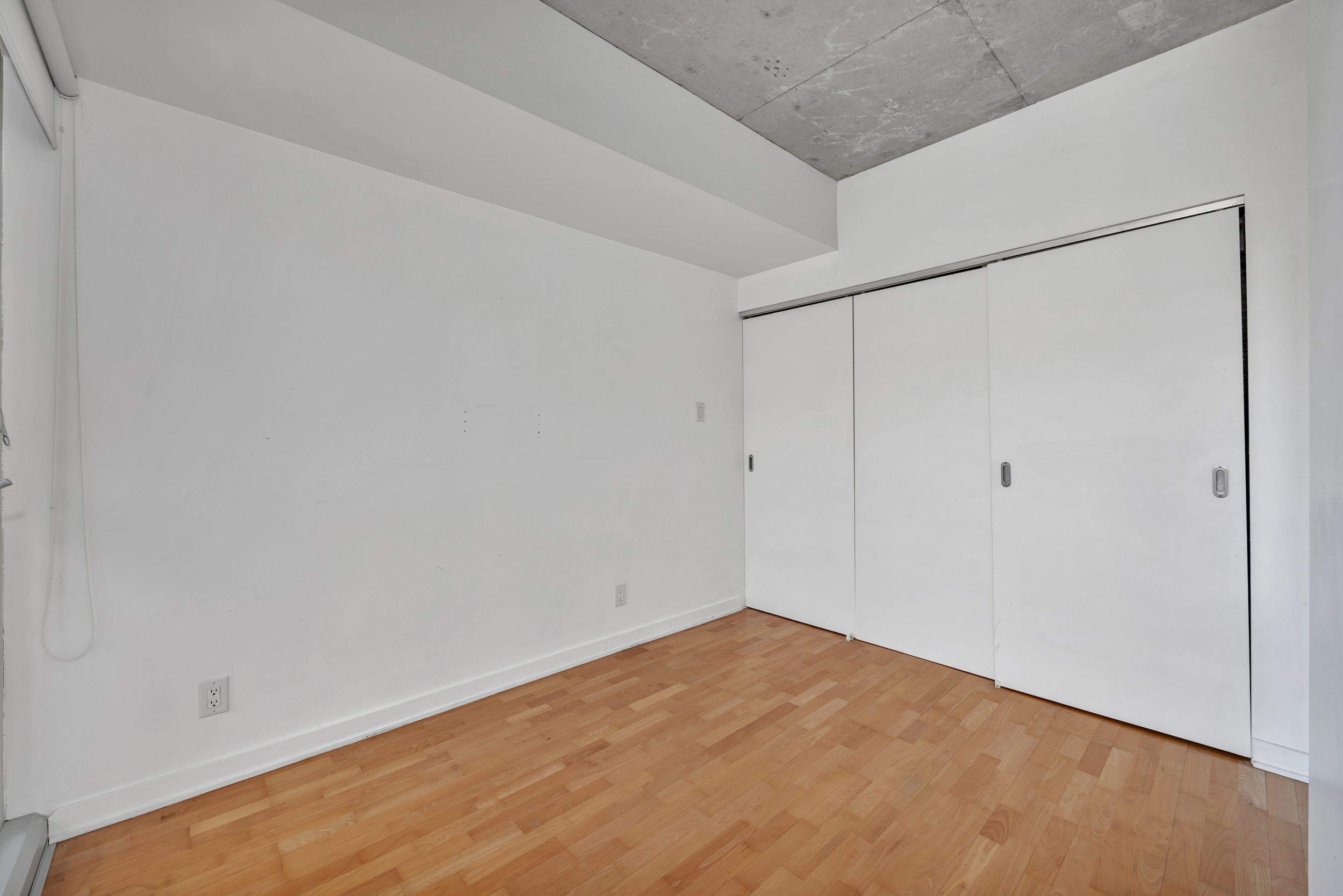 324 Laurier Avenue West, Unit 704