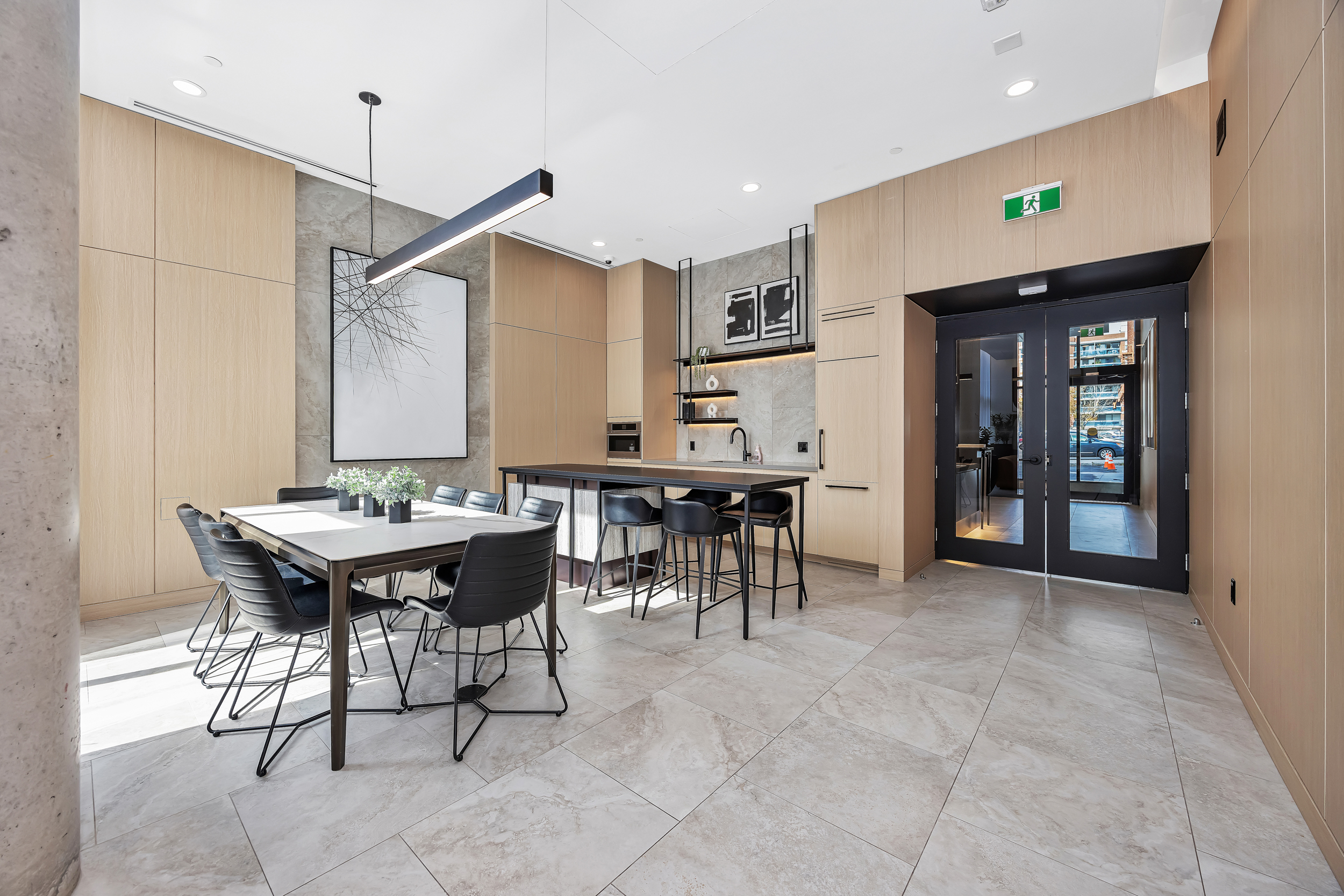 10 James Street, Unit 707