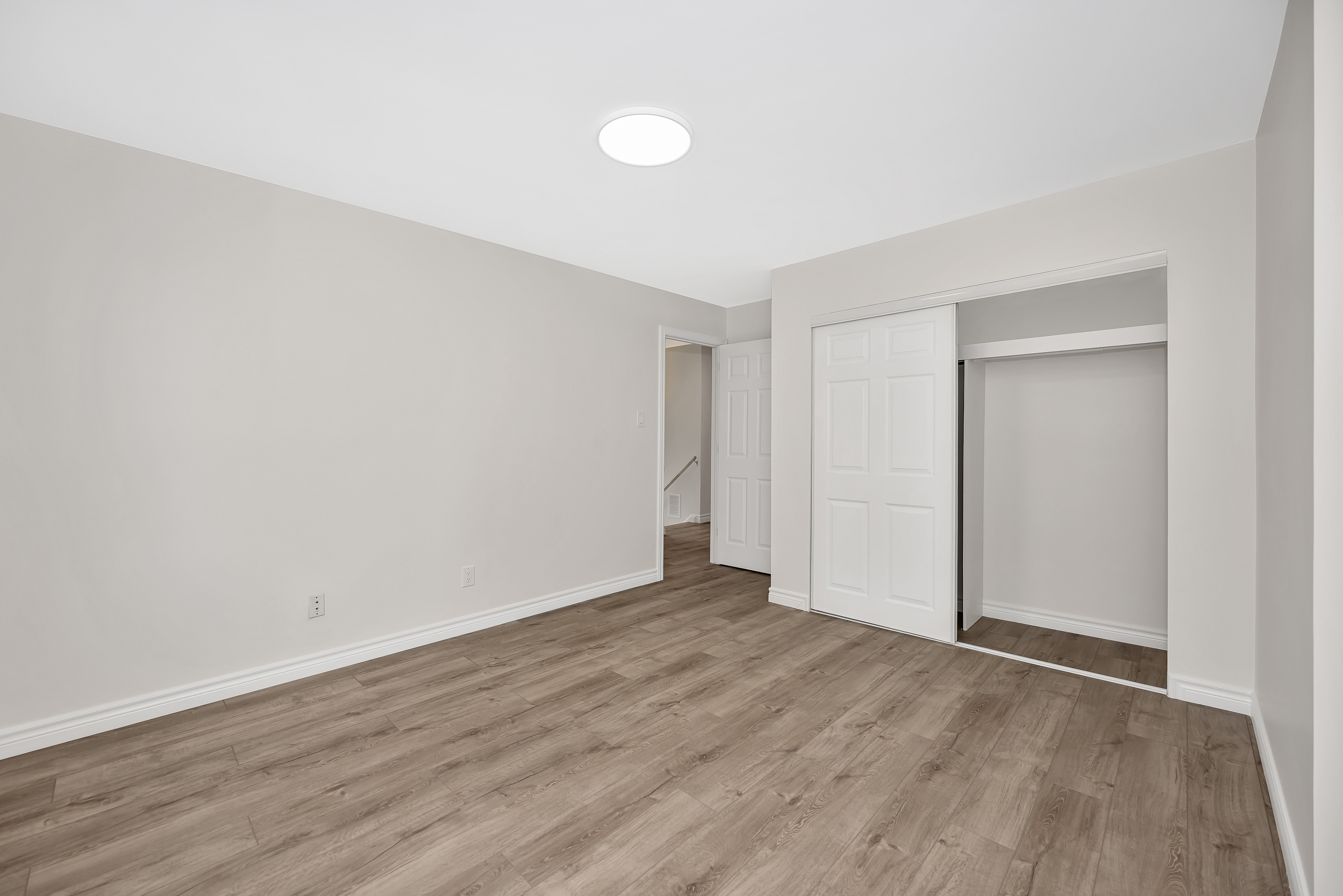 8 Chisholm Court