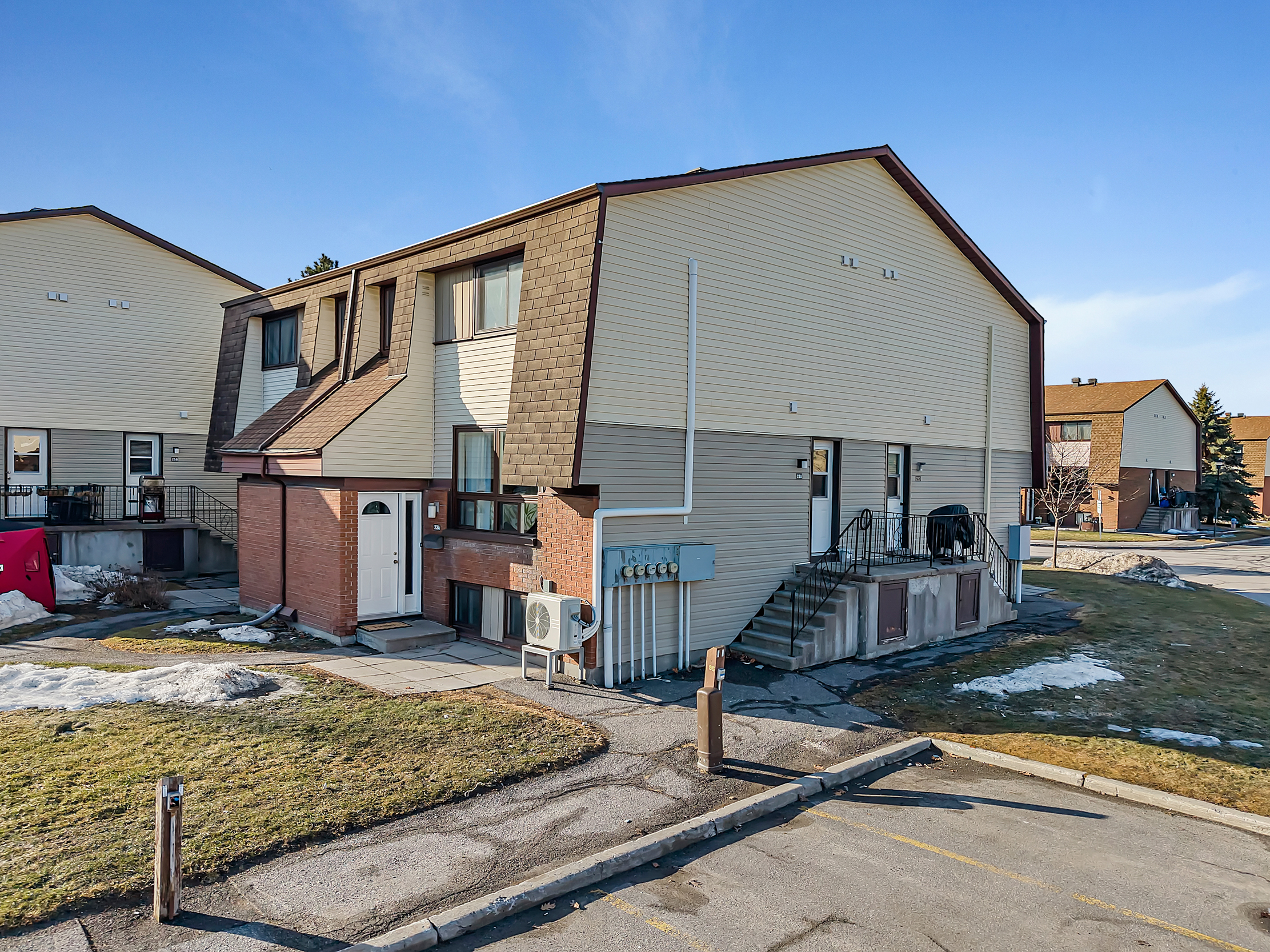 23A Woodvale Green None