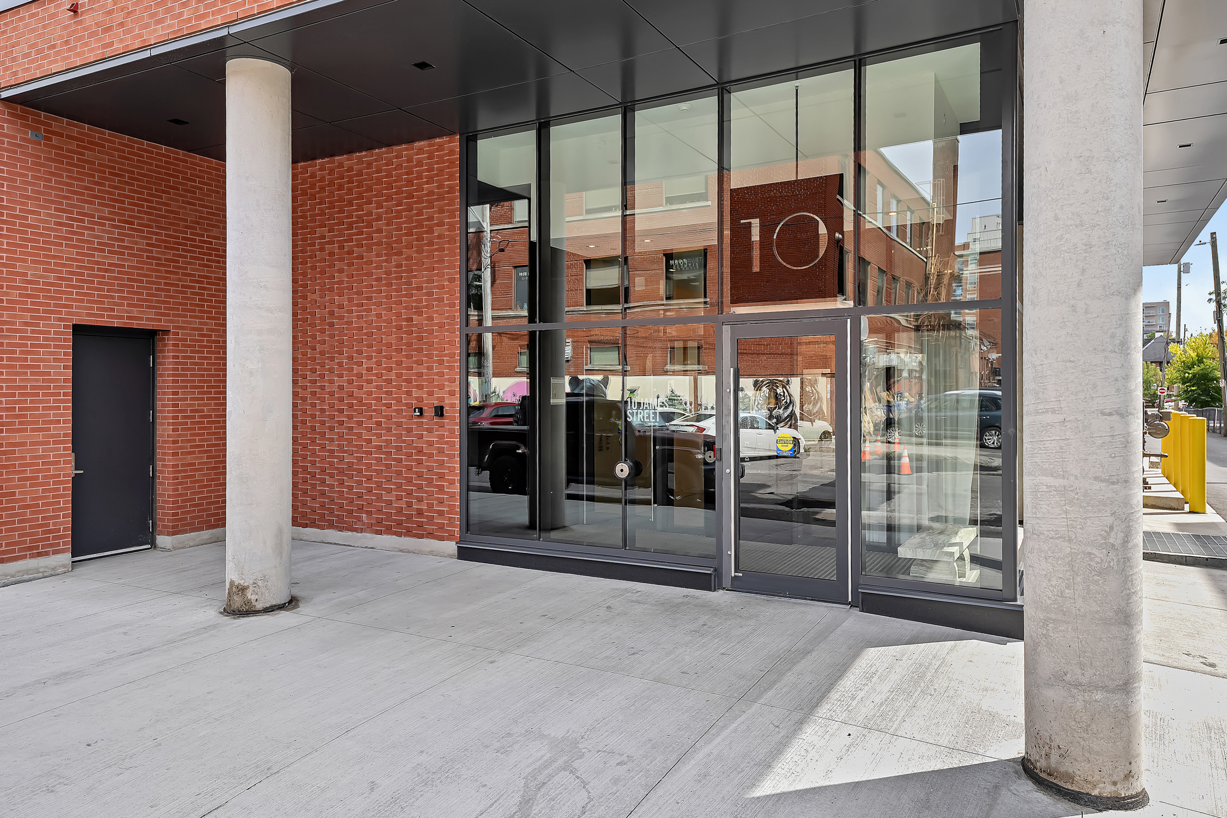 10 James Street, Unit 707