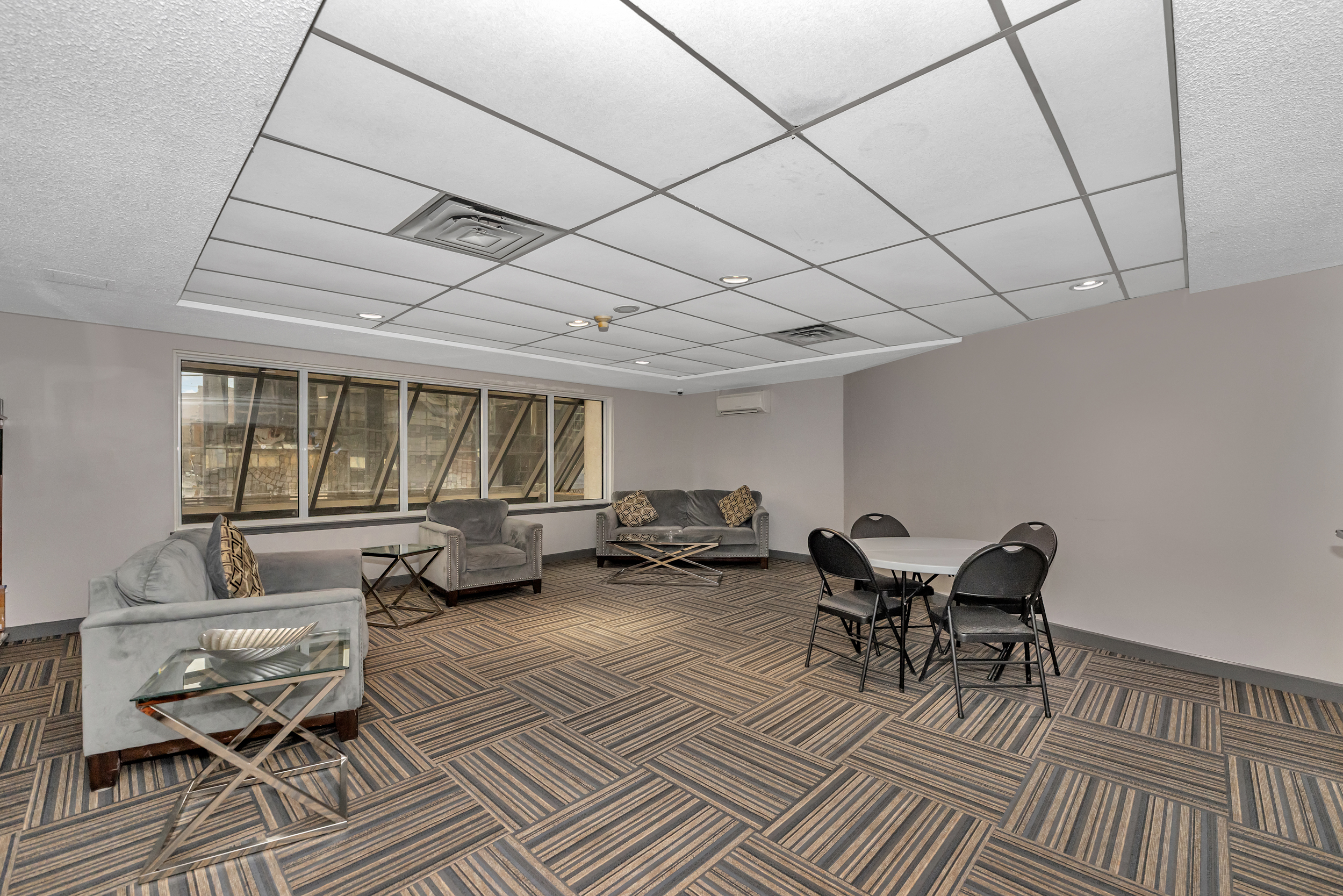 199 Kent Street, Unit 1701