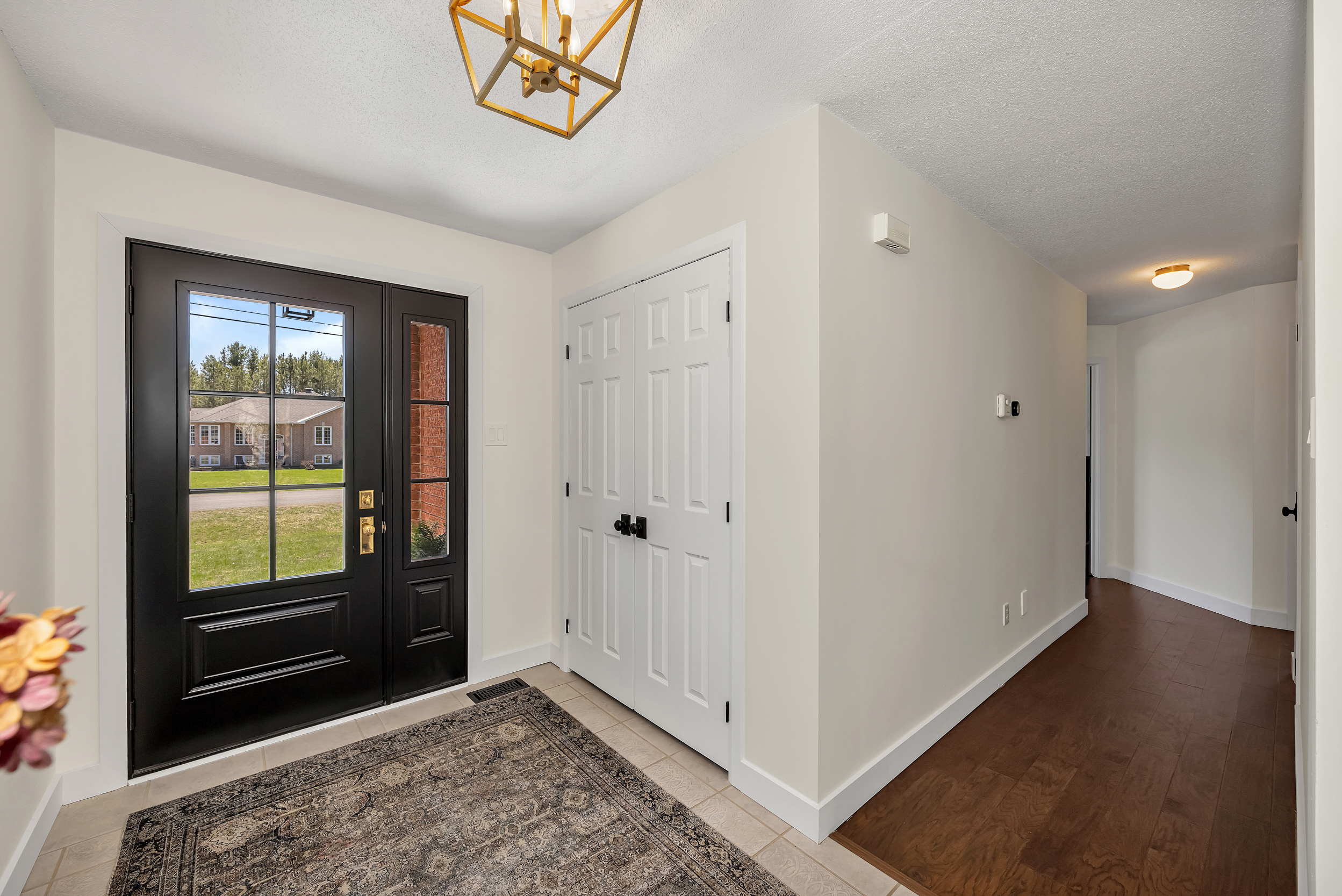 6567 Courtland Grove Crescent