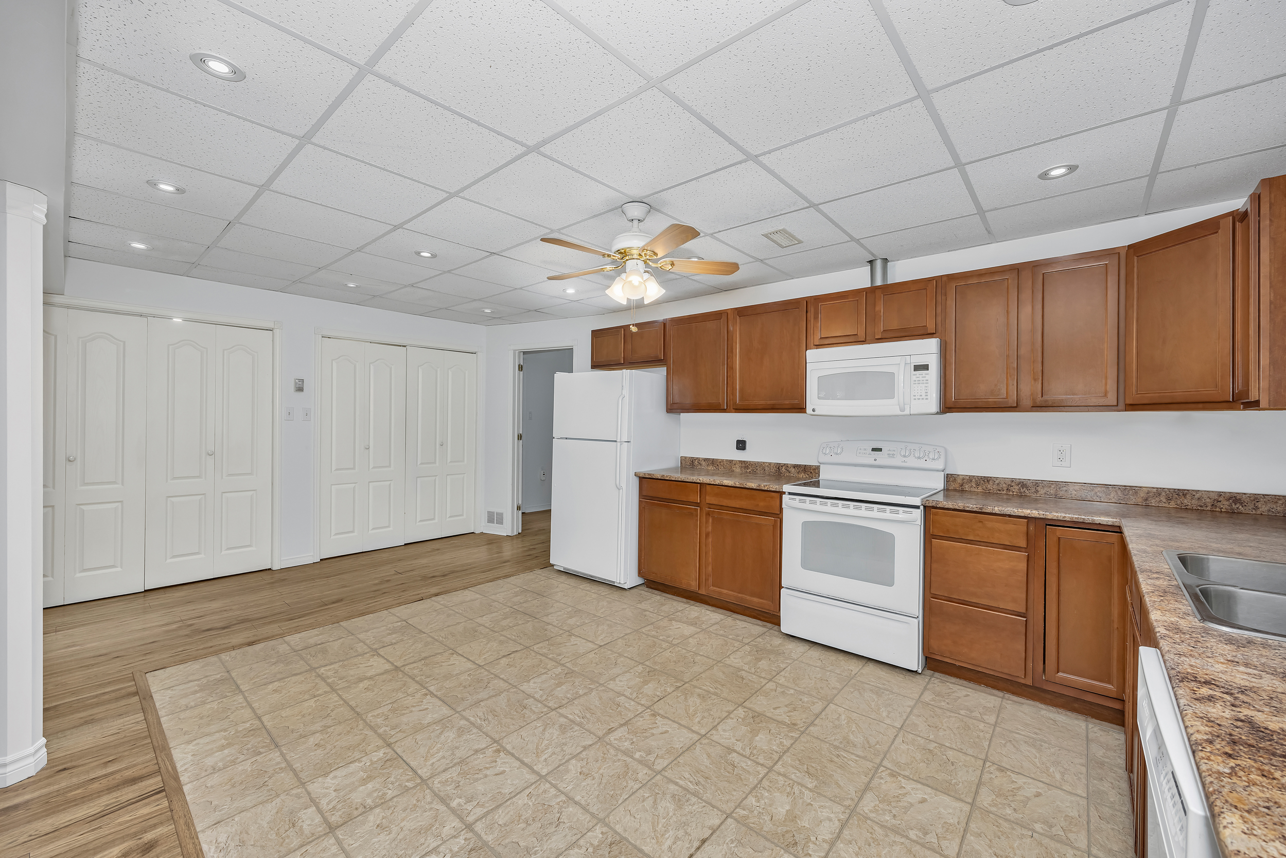 43 Settler's Ridge Way