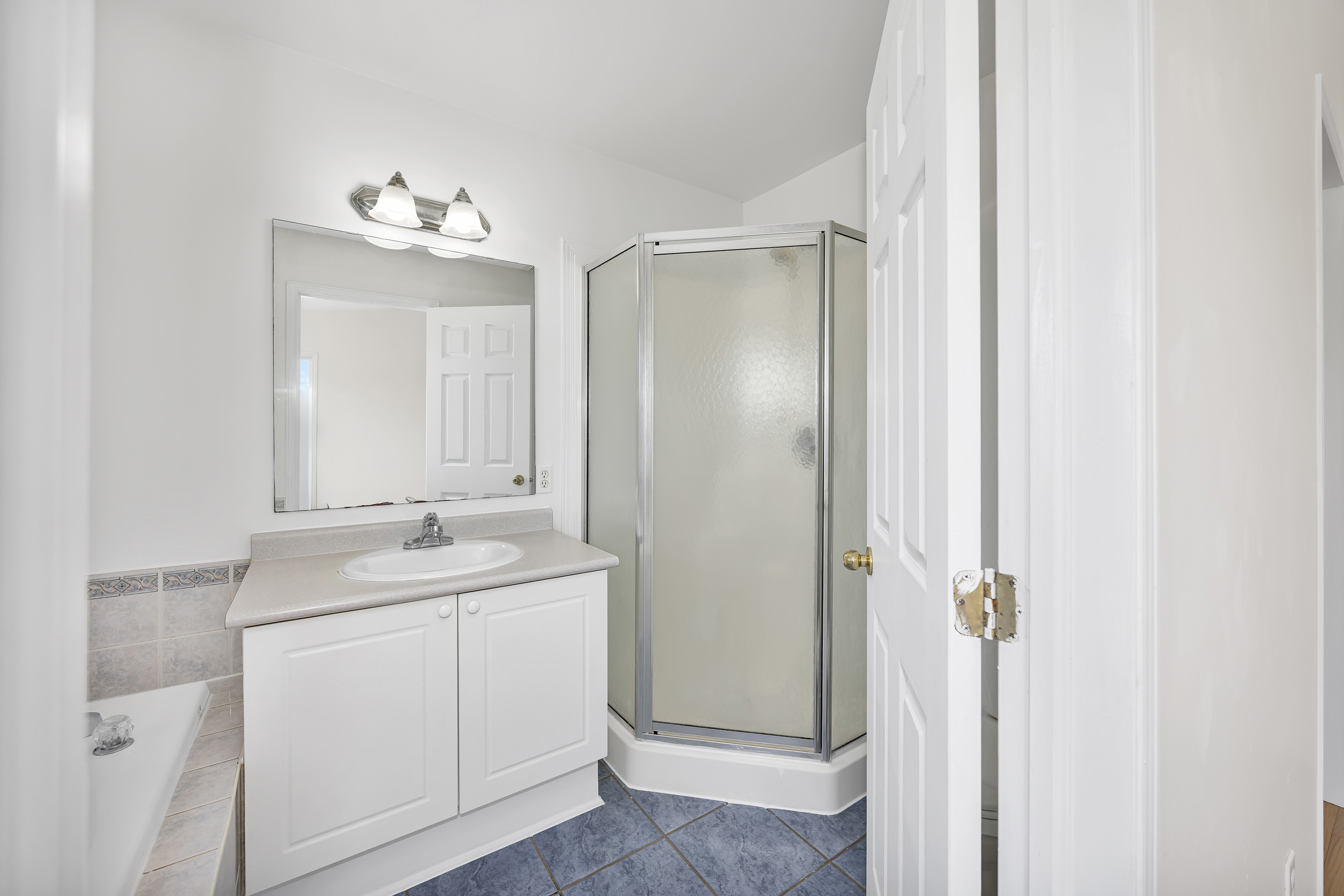 573 Neighbourhood Way