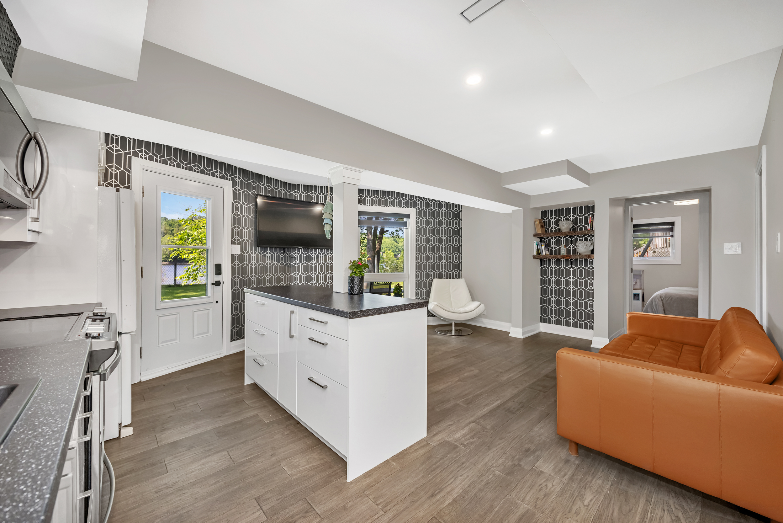 1034 Bayview Drive