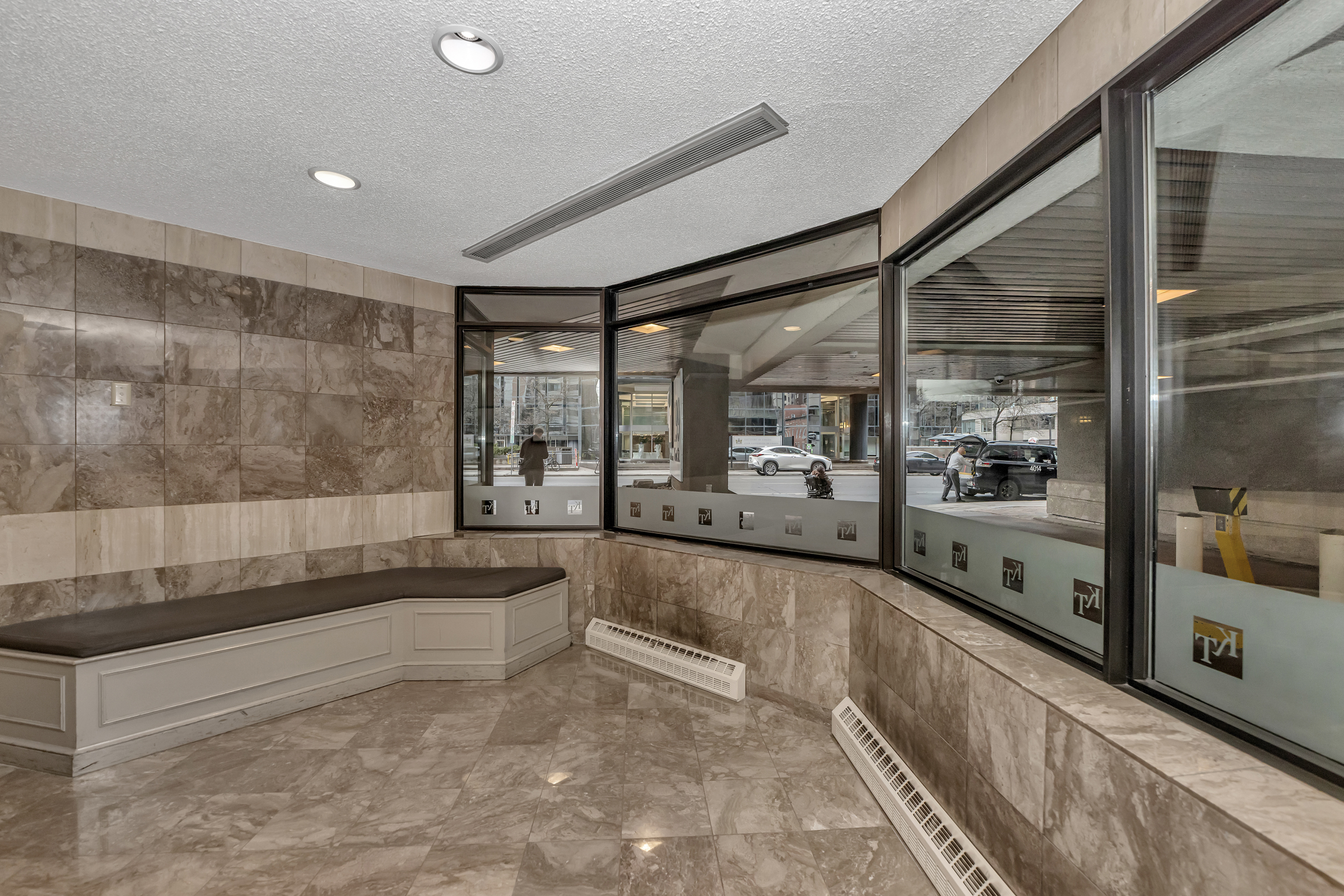 199 Kent Street, Unit 1701
