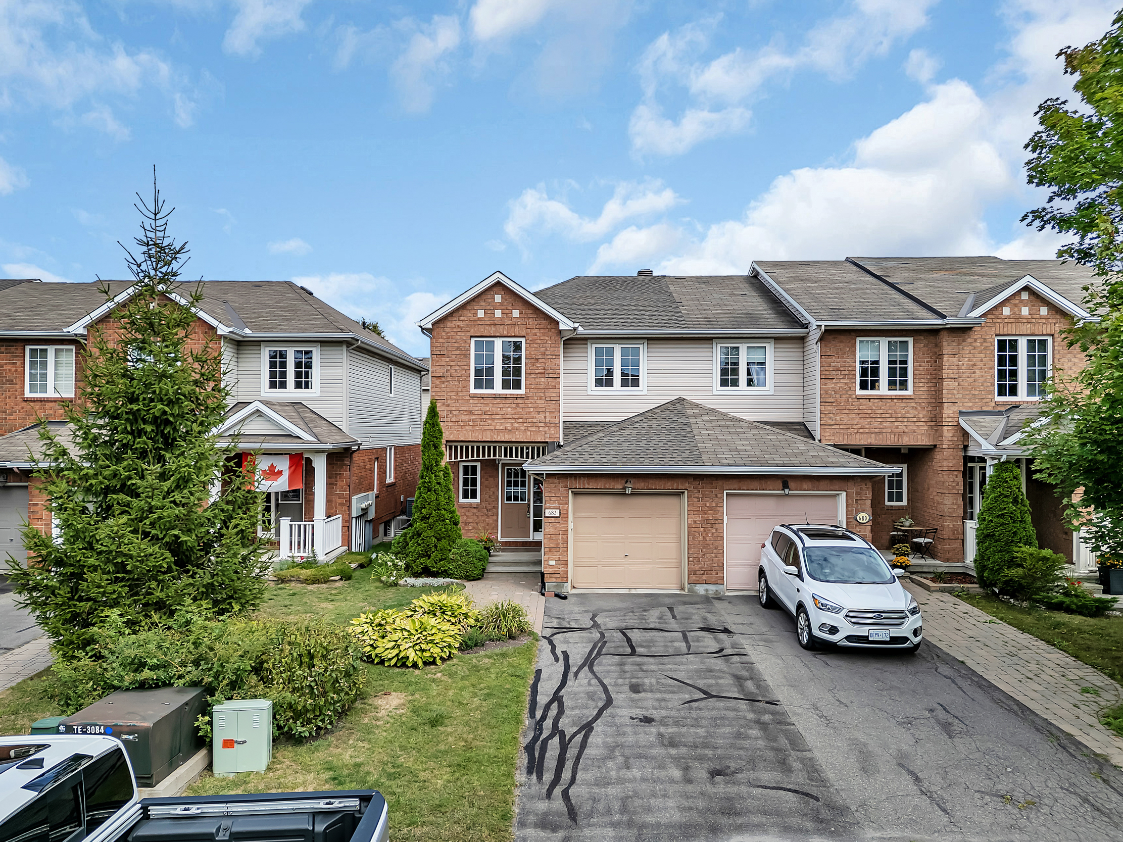 682 Wild Shore Crescent