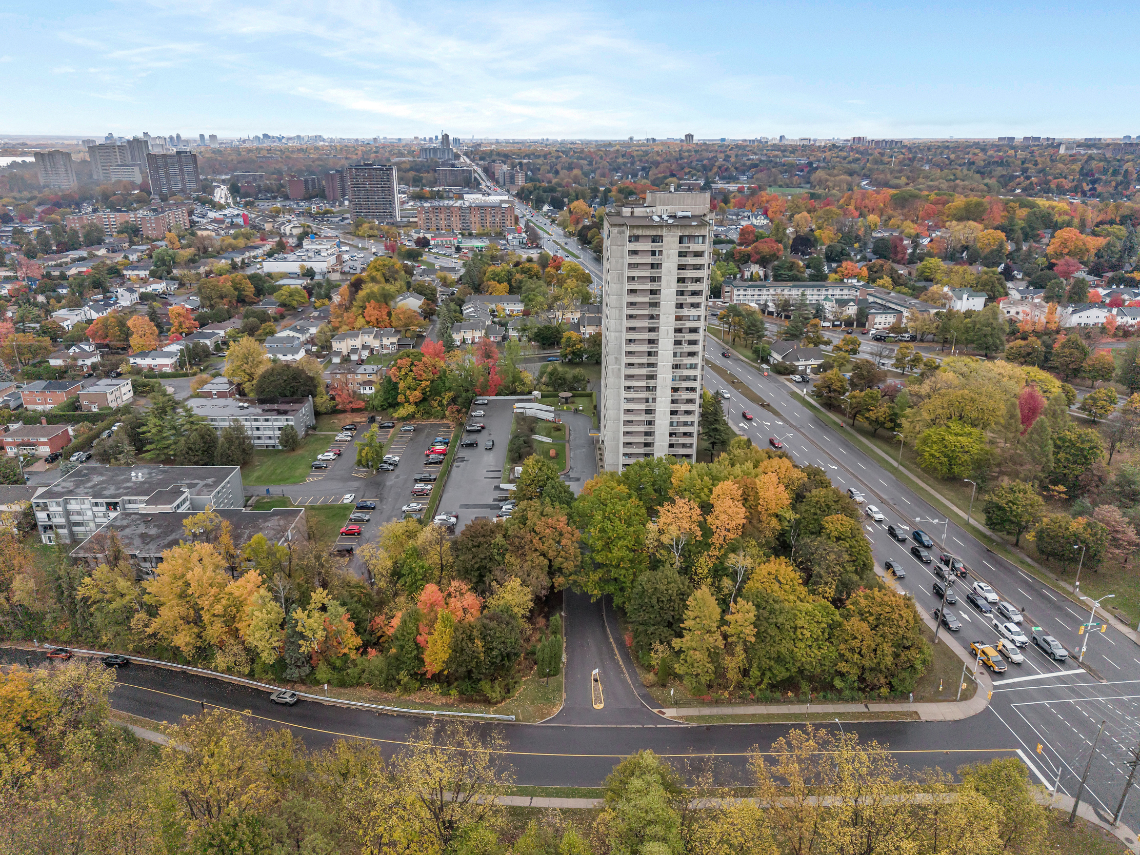 415 Greenview Avenue, Unit 106