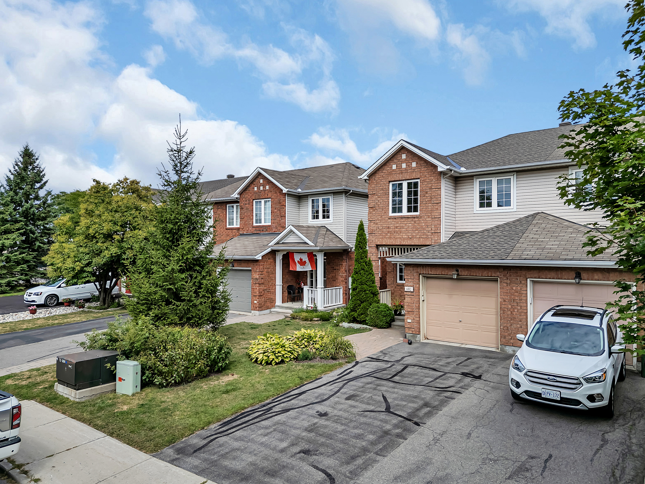 682 Wild Shore Crescent